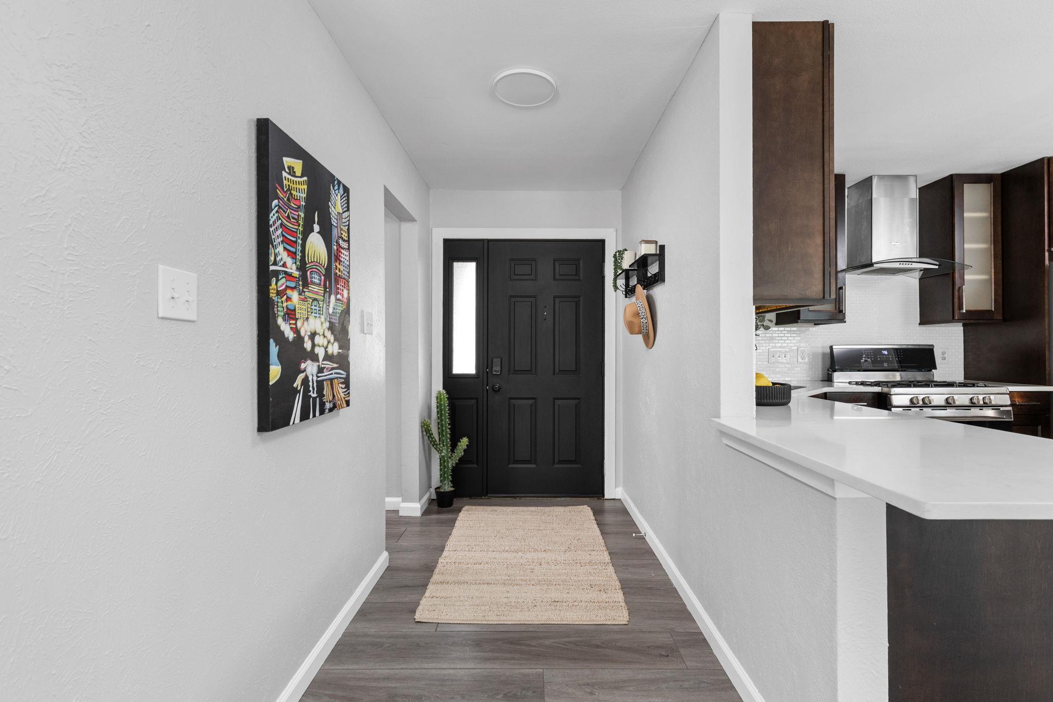 11402 Santa Cruz Dr, Austin, TX 78759