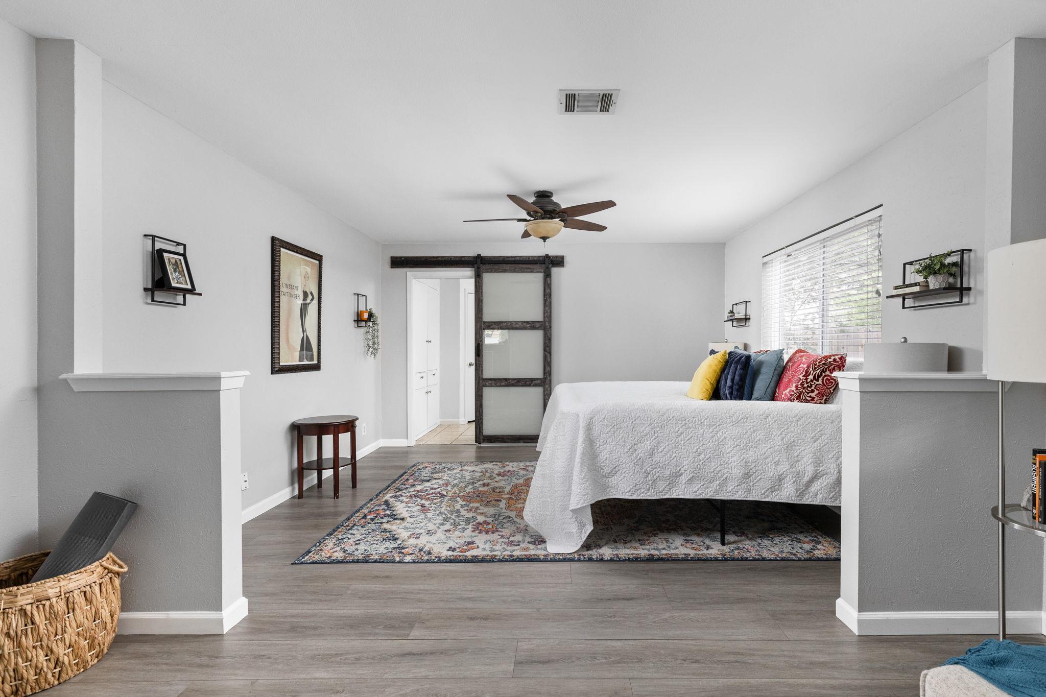 11402 Santa Cruz Dr, Austin, TX 78759