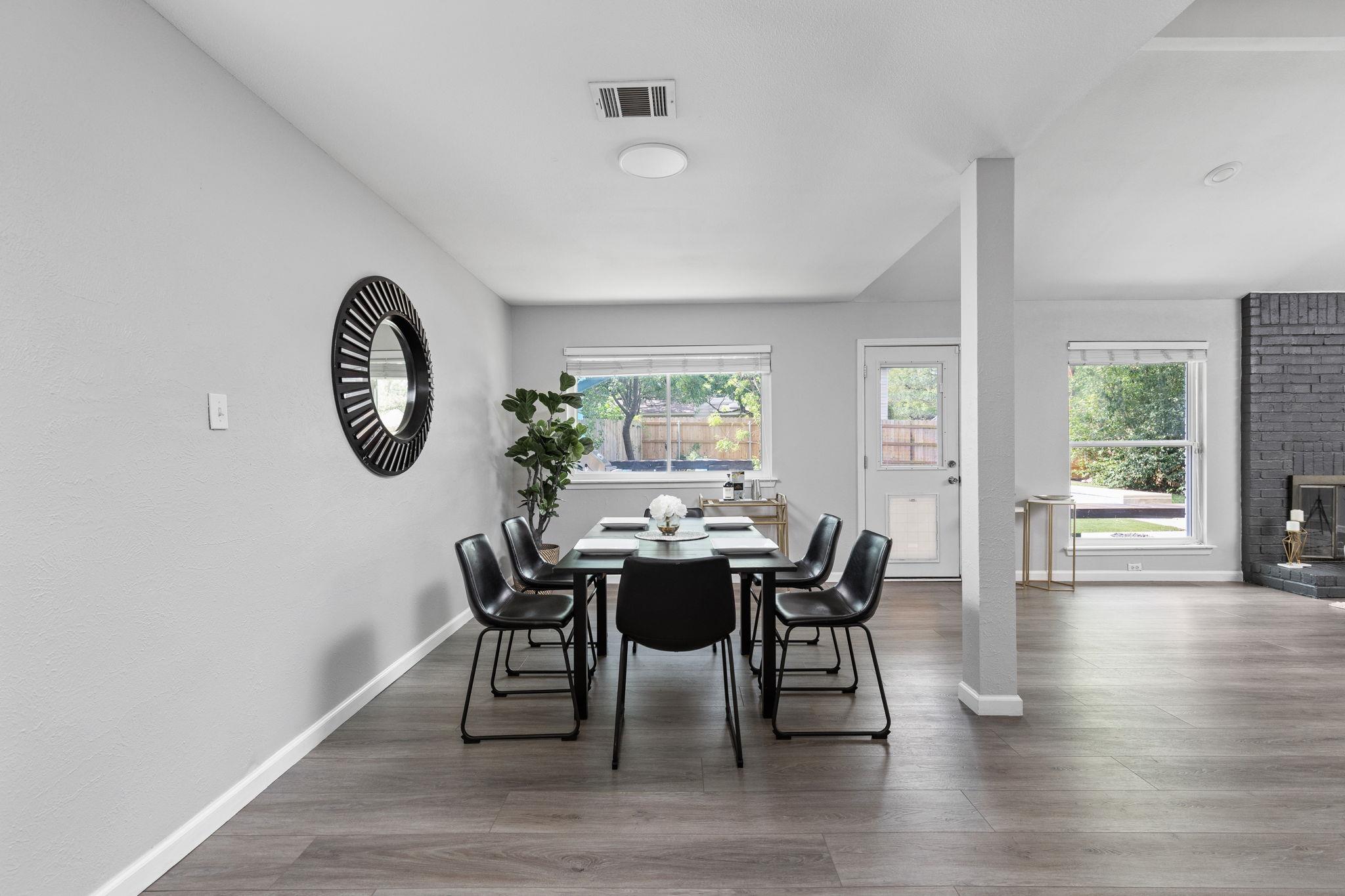 11402 Santa Cruz Dr, Austin, TX 78759