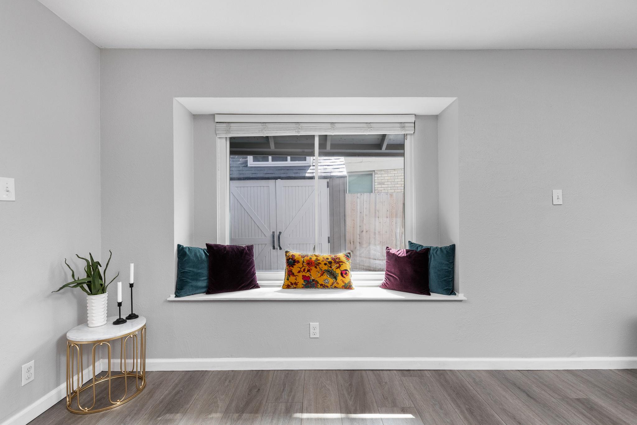 11402 Santa Cruz Dr, Austin, TX 78759