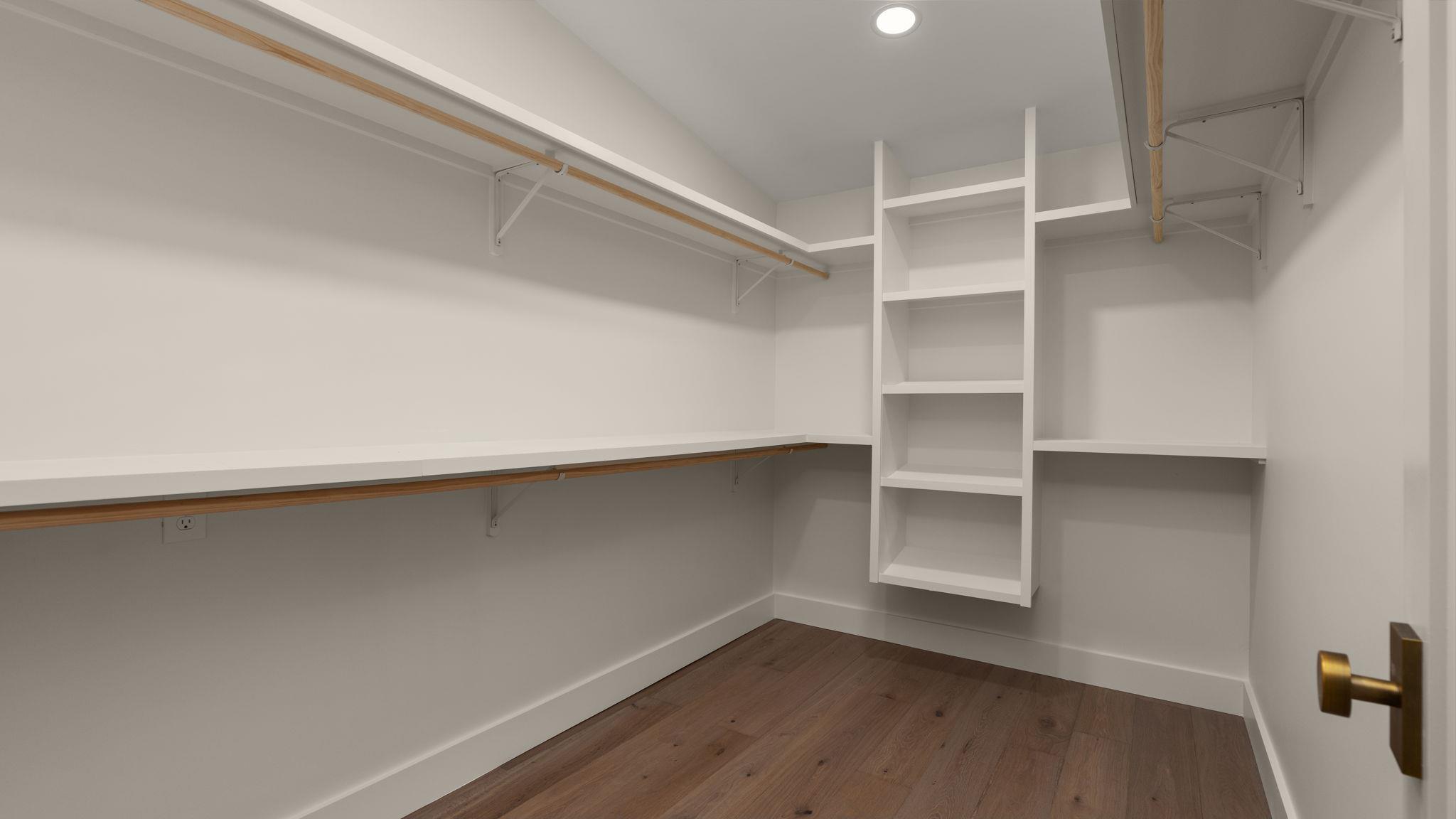 2319 Santa Maria St, Austin, TX 78702