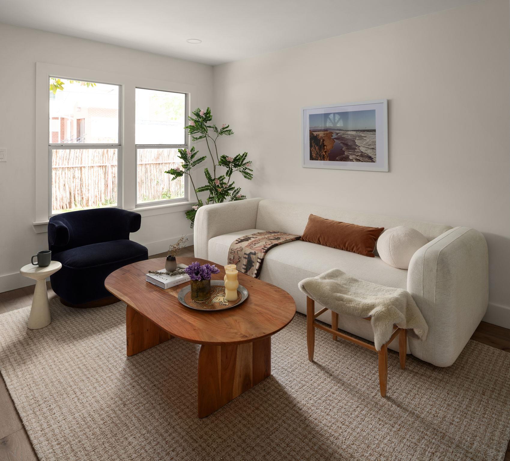 2319 Santa Maria St, Austin, TX 78702