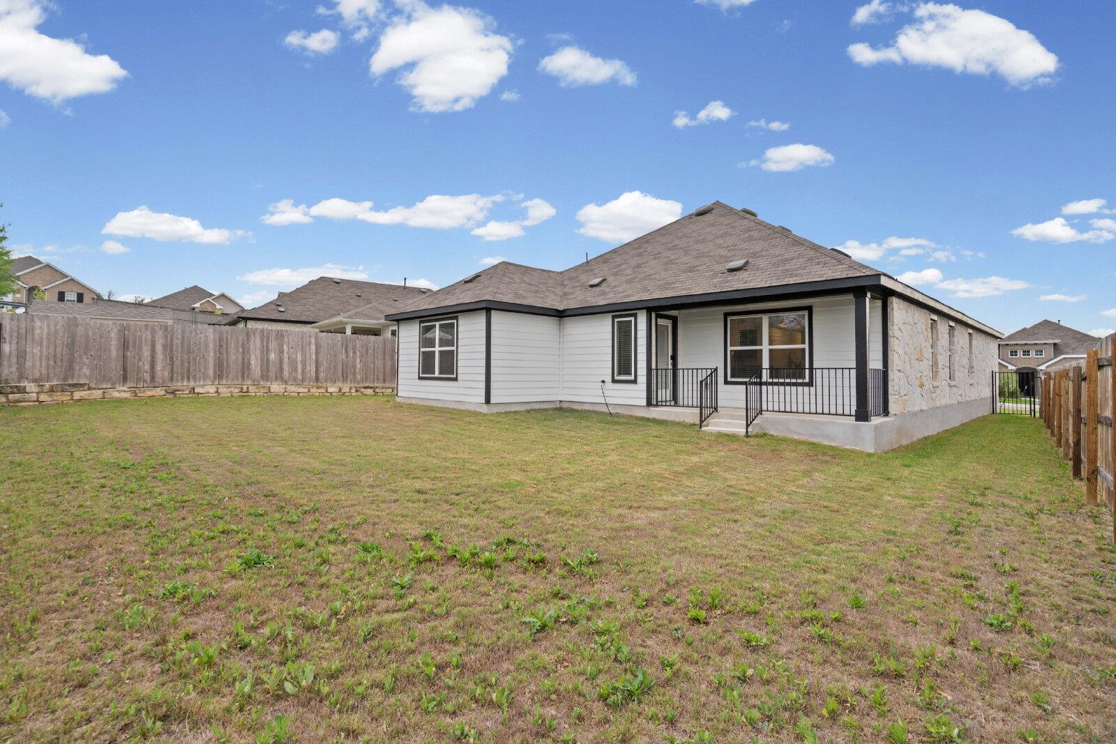7619 Grenadine Bloom Bnd, Del Valle, TX 78617