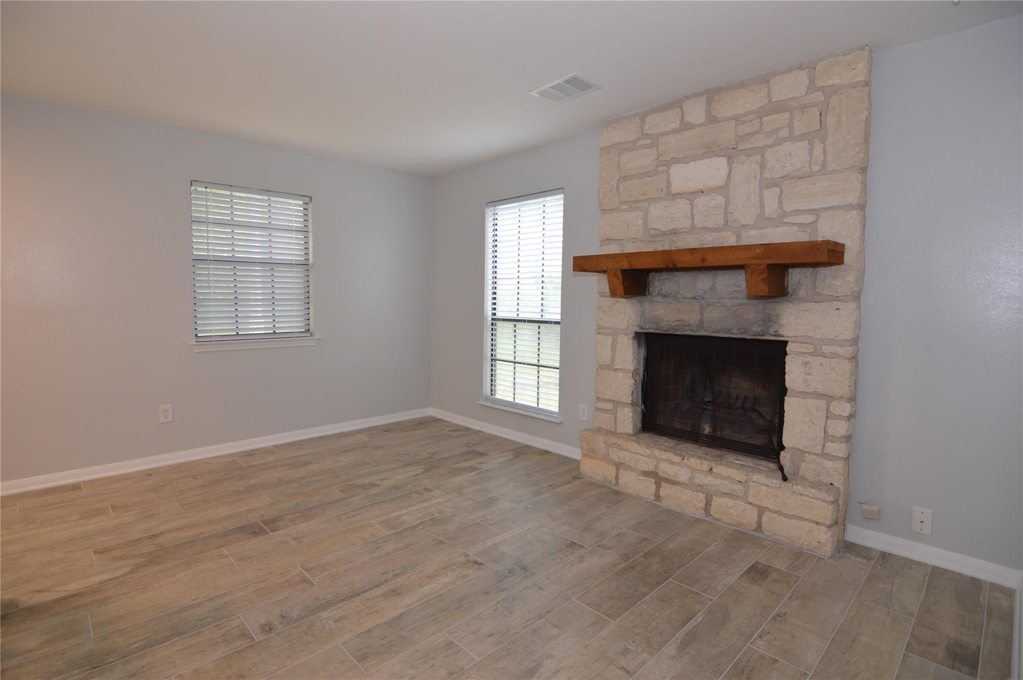 8912 Circle Dr # D, Austin, TX 78736