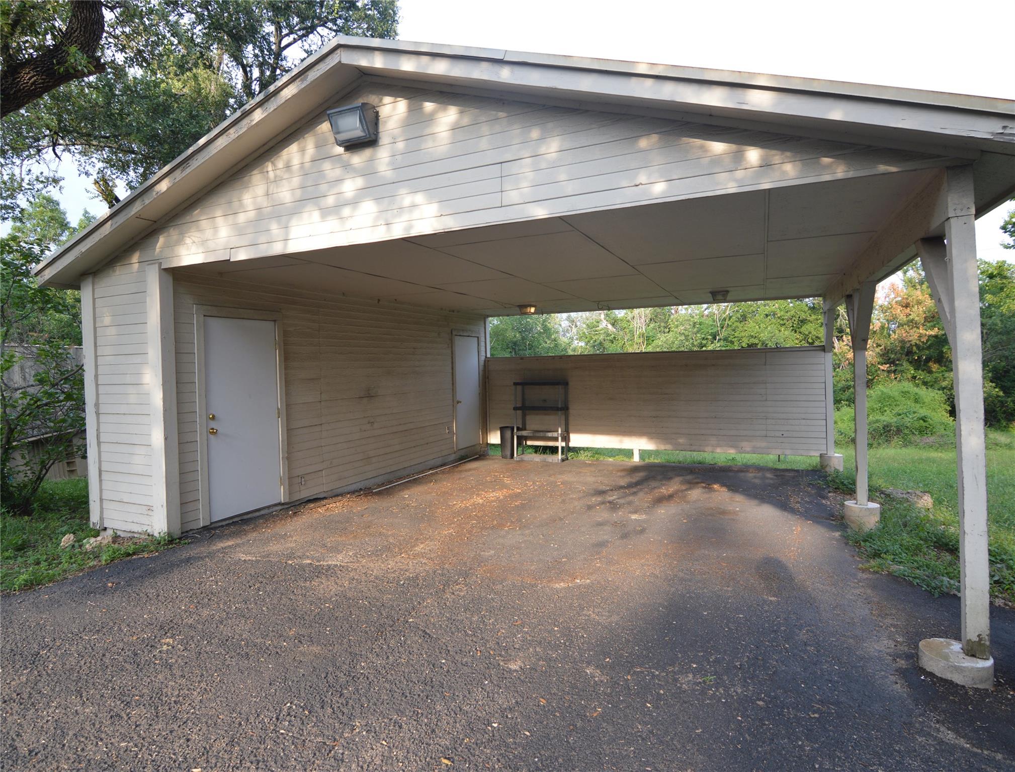 8912 Circle Dr # D, Austin, TX 78736