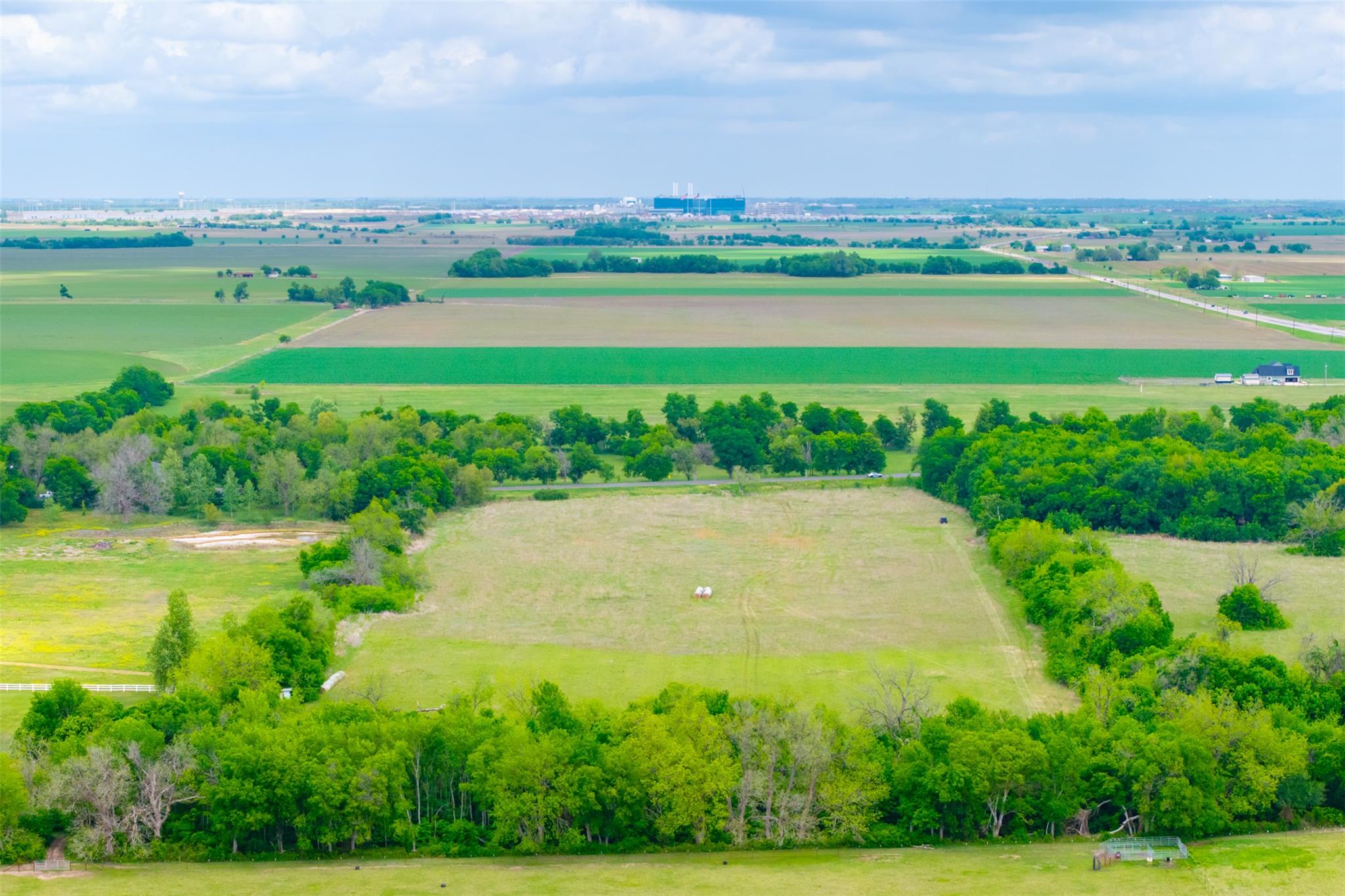 18.45 Acres FM 1660, Taylor, TX 76574