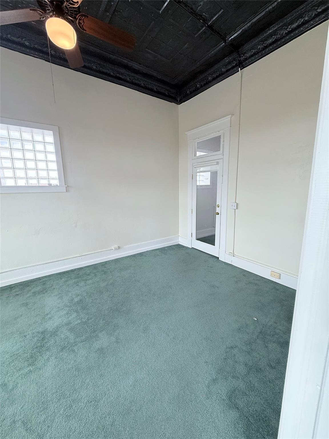 101 SW 1st St # F, Elgin, TX 78621