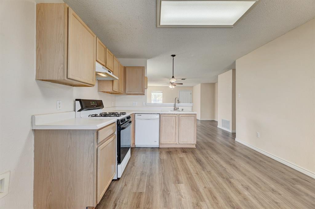 2101 Parksville Way, Cedar Park, TX 78613