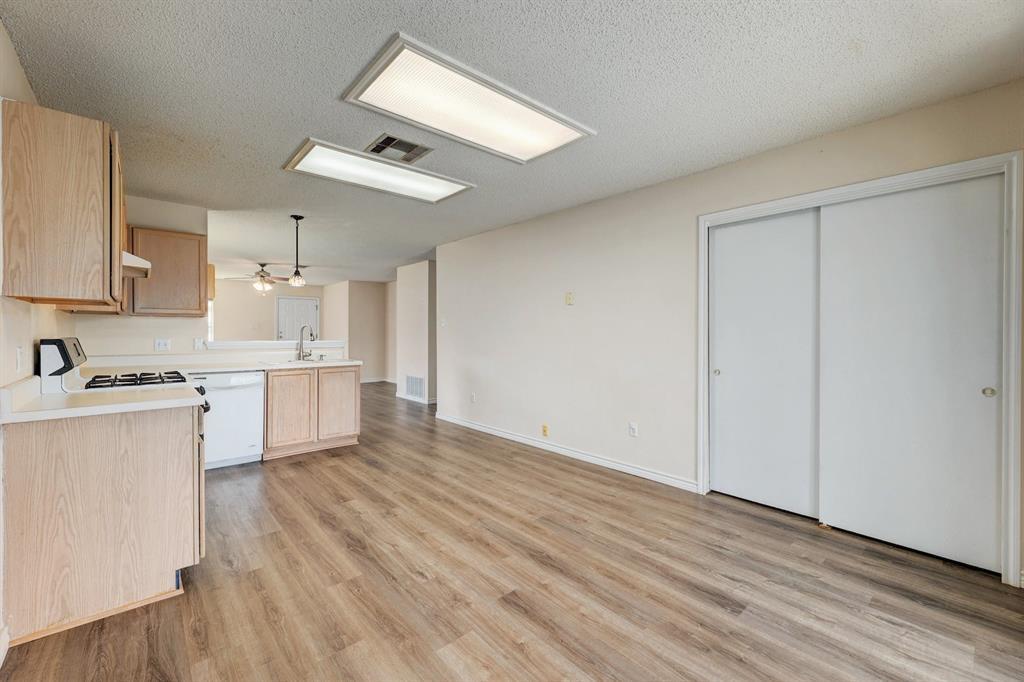 2101 Parksville Way, Cedar Park, TX 78613