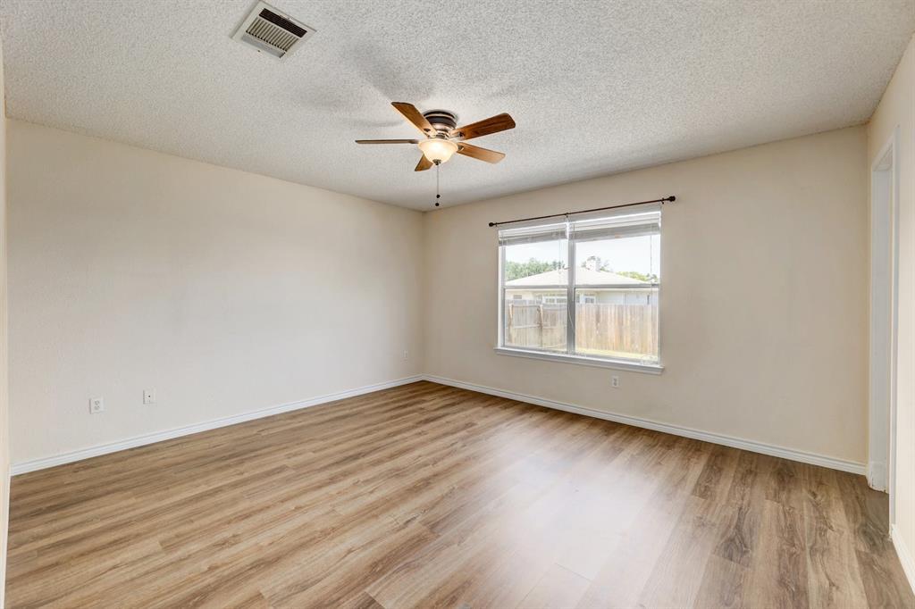 2101 Parksville Way, Cedar Park, TX 78613