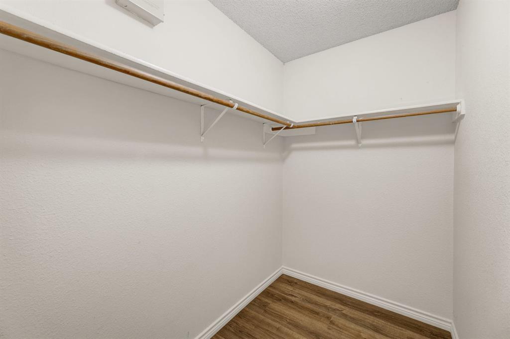 2101 Parksville Way, Cedar Park, TX 78613