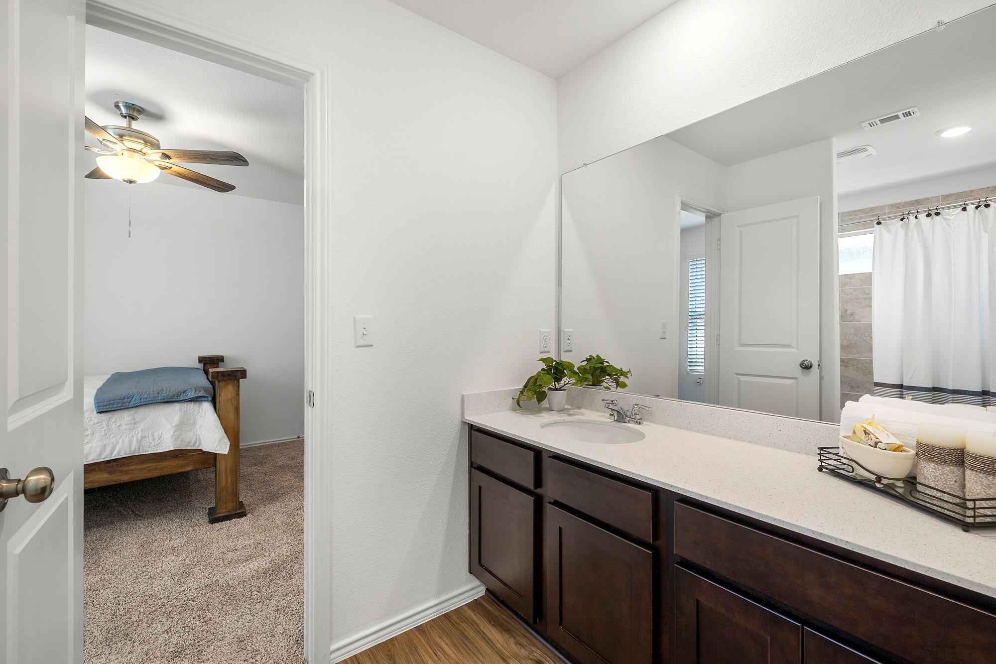 237 Escondido Cir, San Marcos, TX 78666