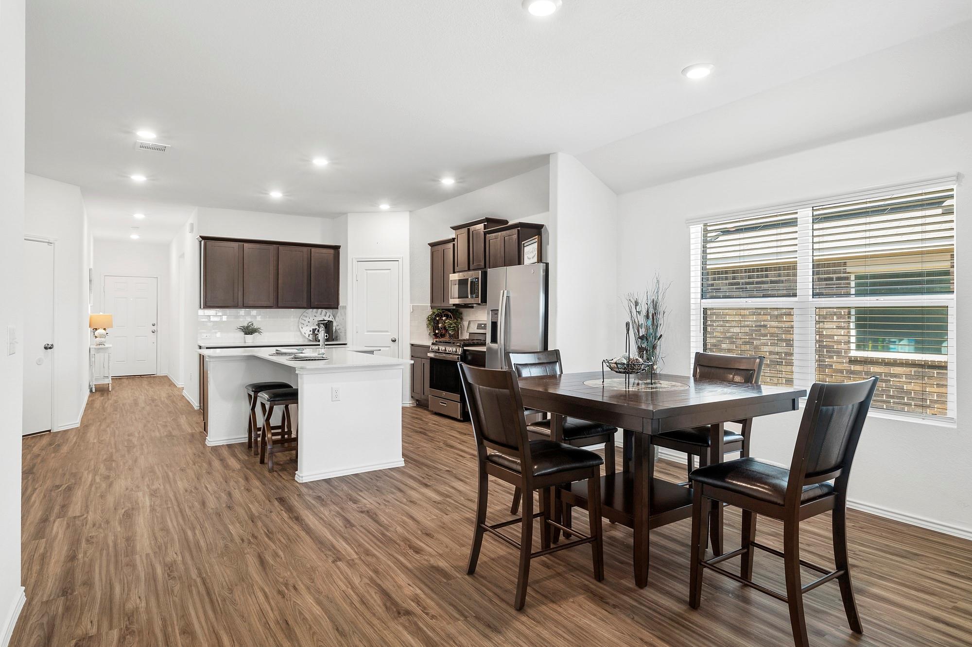 237 Escondido Cir, San Marcos, TX 78666