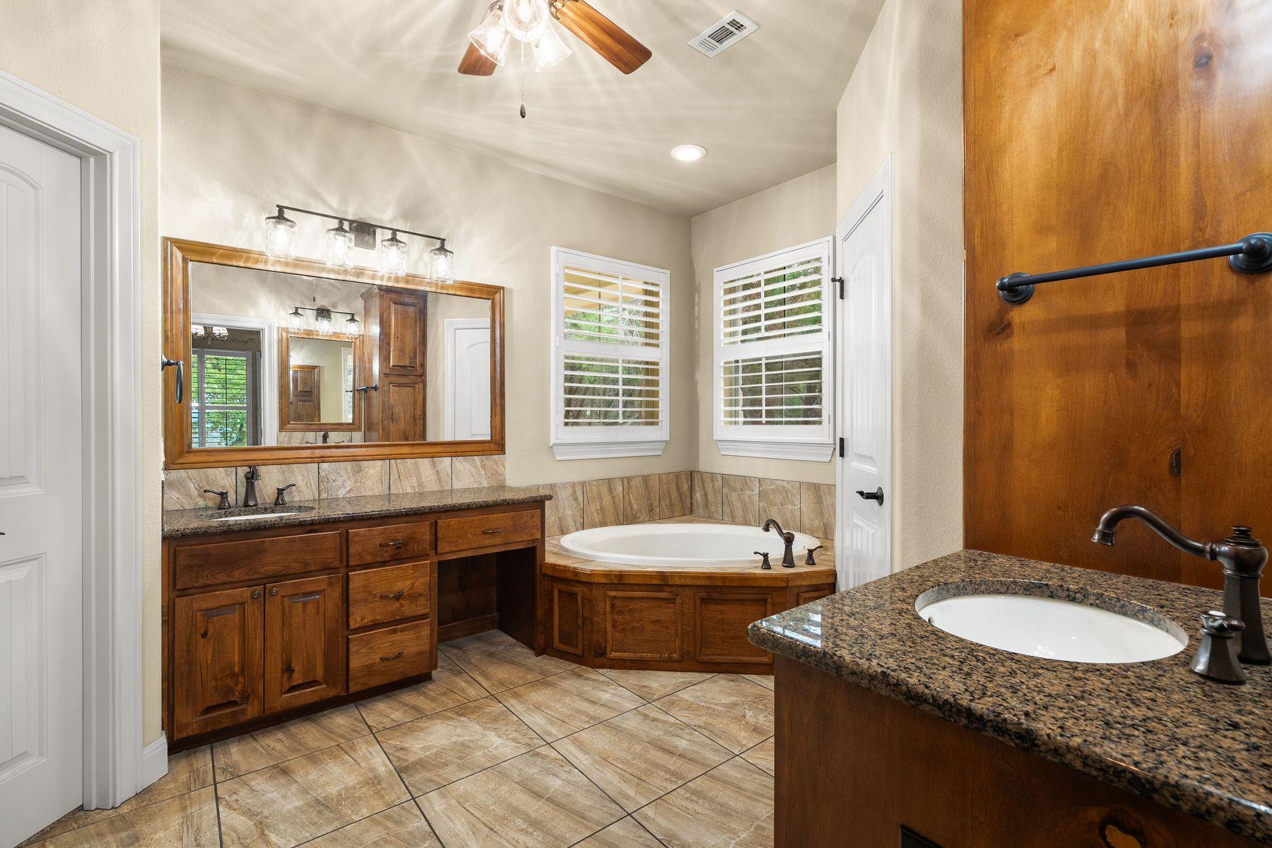 125 Covington Cv, Georgetown, TX 78628