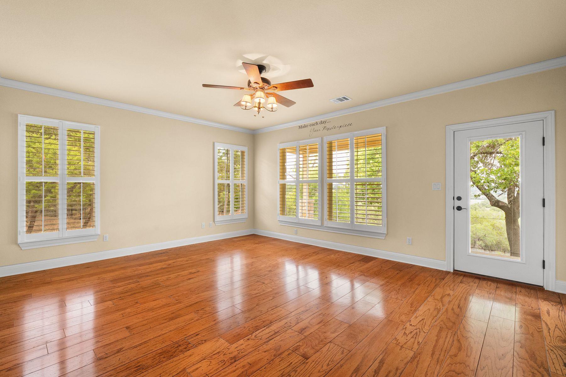 125 Covington Cv, Georgetown, TX 78628