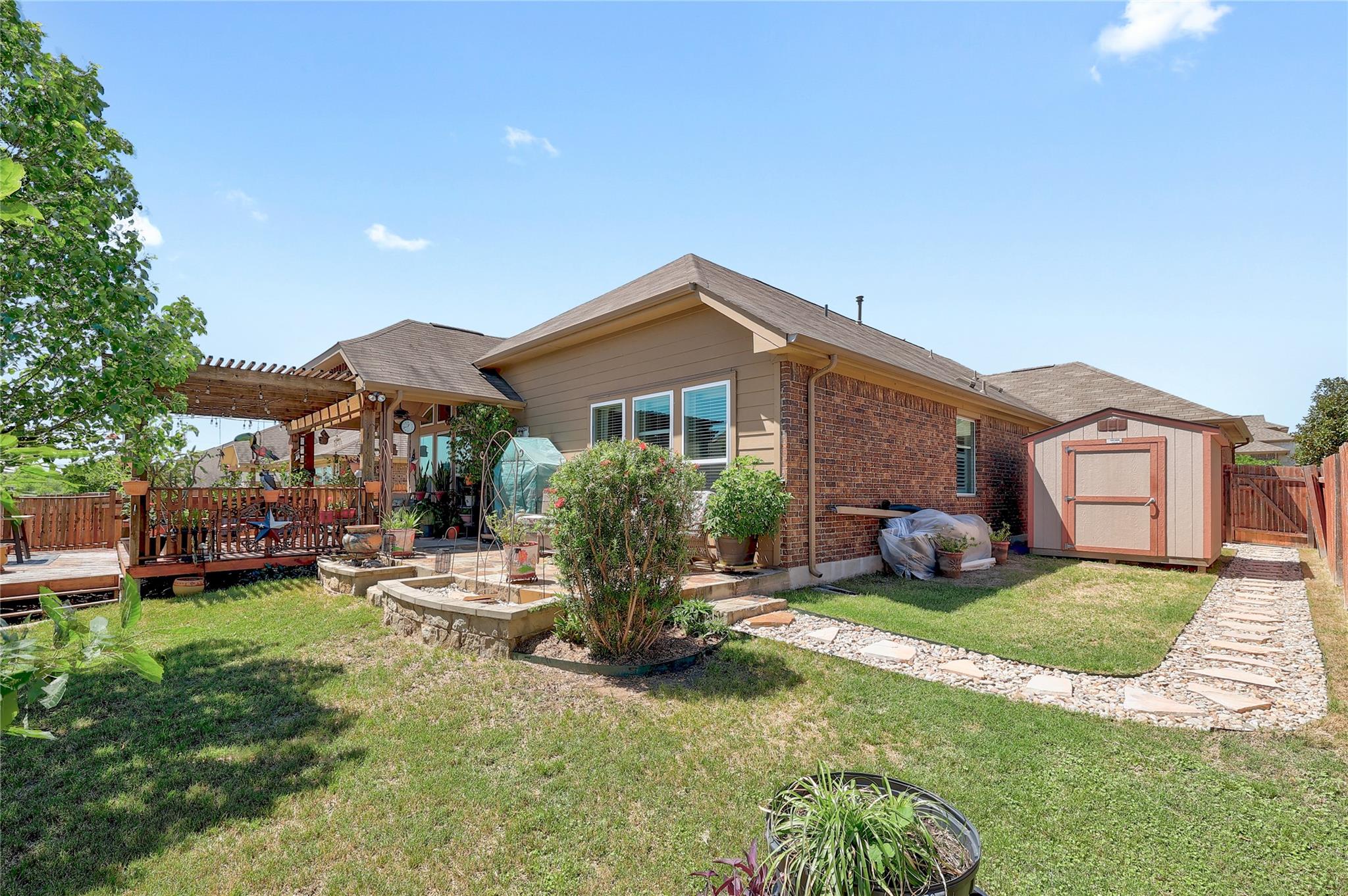 317 Orchard Hill Trl, Buda, TX 78610