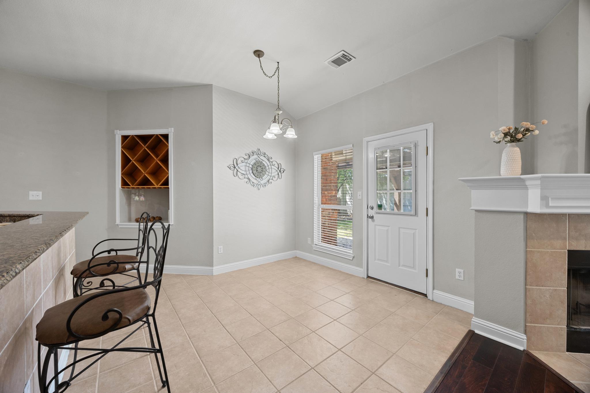 112 S Lynnwood Trl, Cedar Park, TX 78613