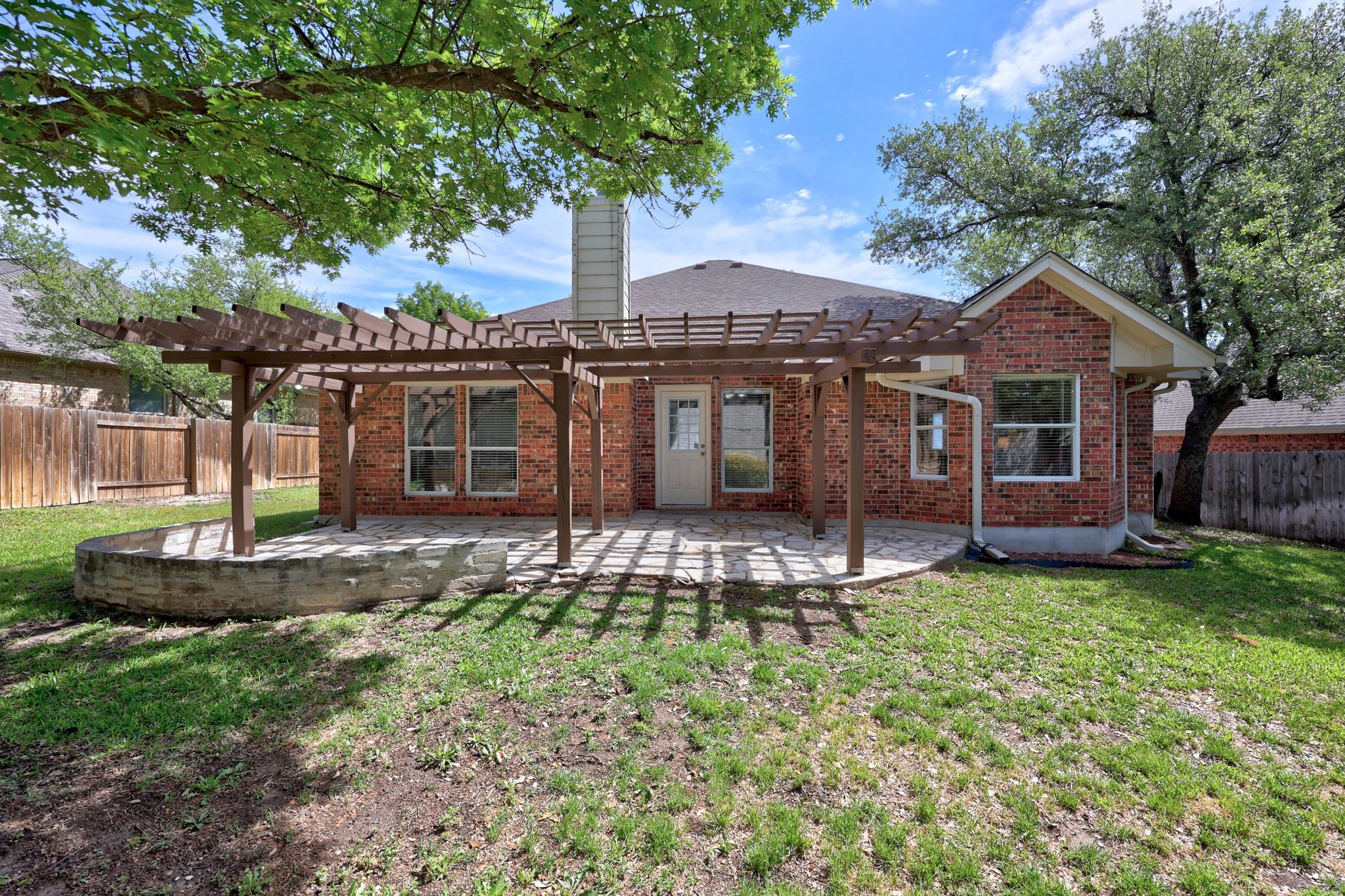 112 S Lynnwood Trl, Cedar Park, TX 78613