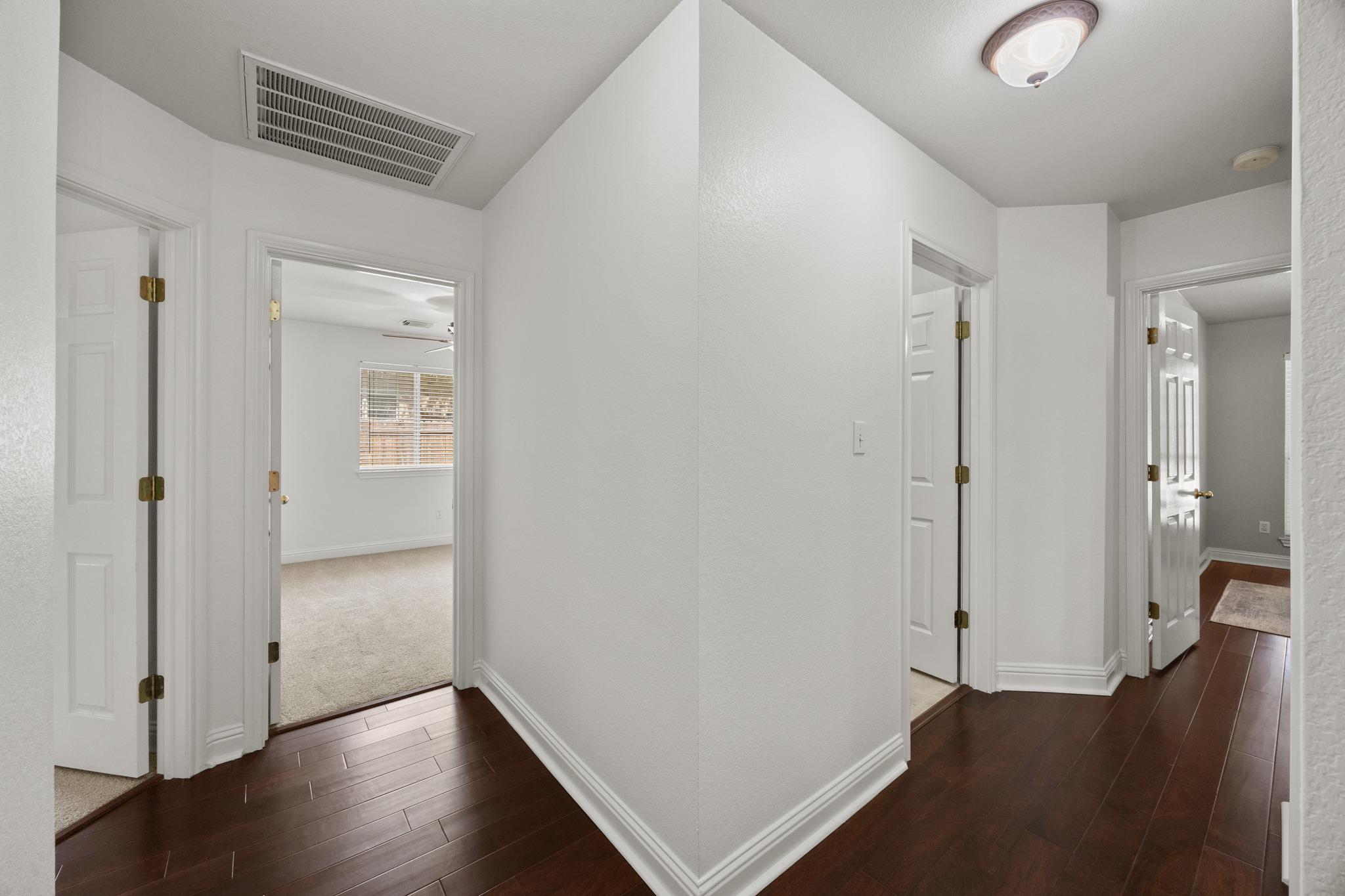 112 S Lynnwood Trl, Cedar Park, TX 78613