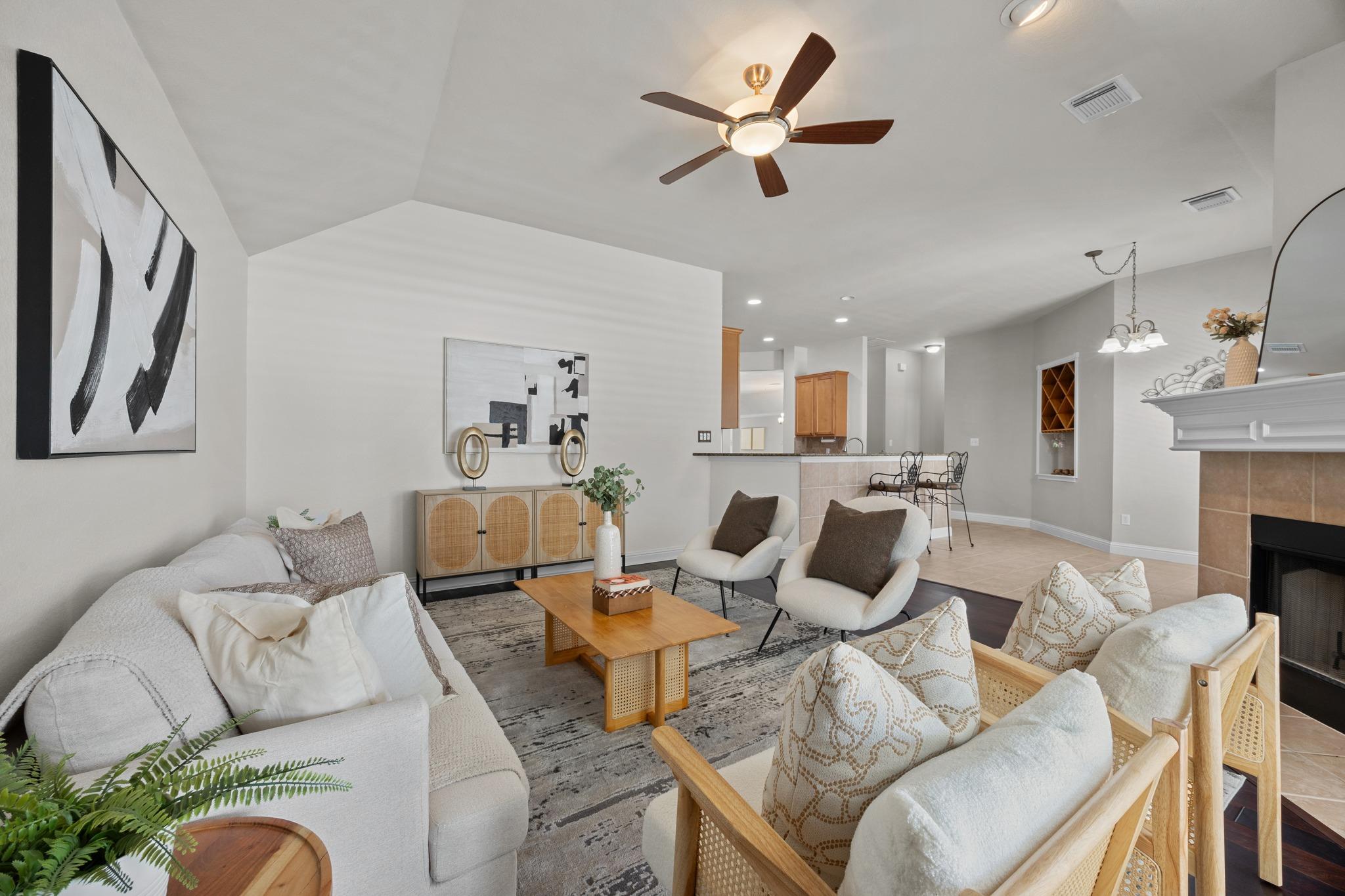 112 S Lynnwood Trl, Cedar Park, TX 78613