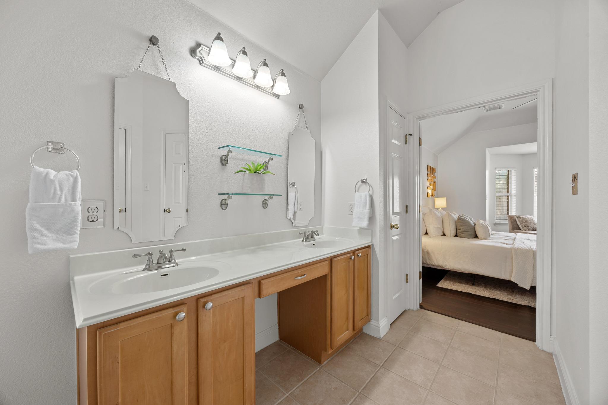 112 S Lynnwood Trl, Cedar Park, TX 78613