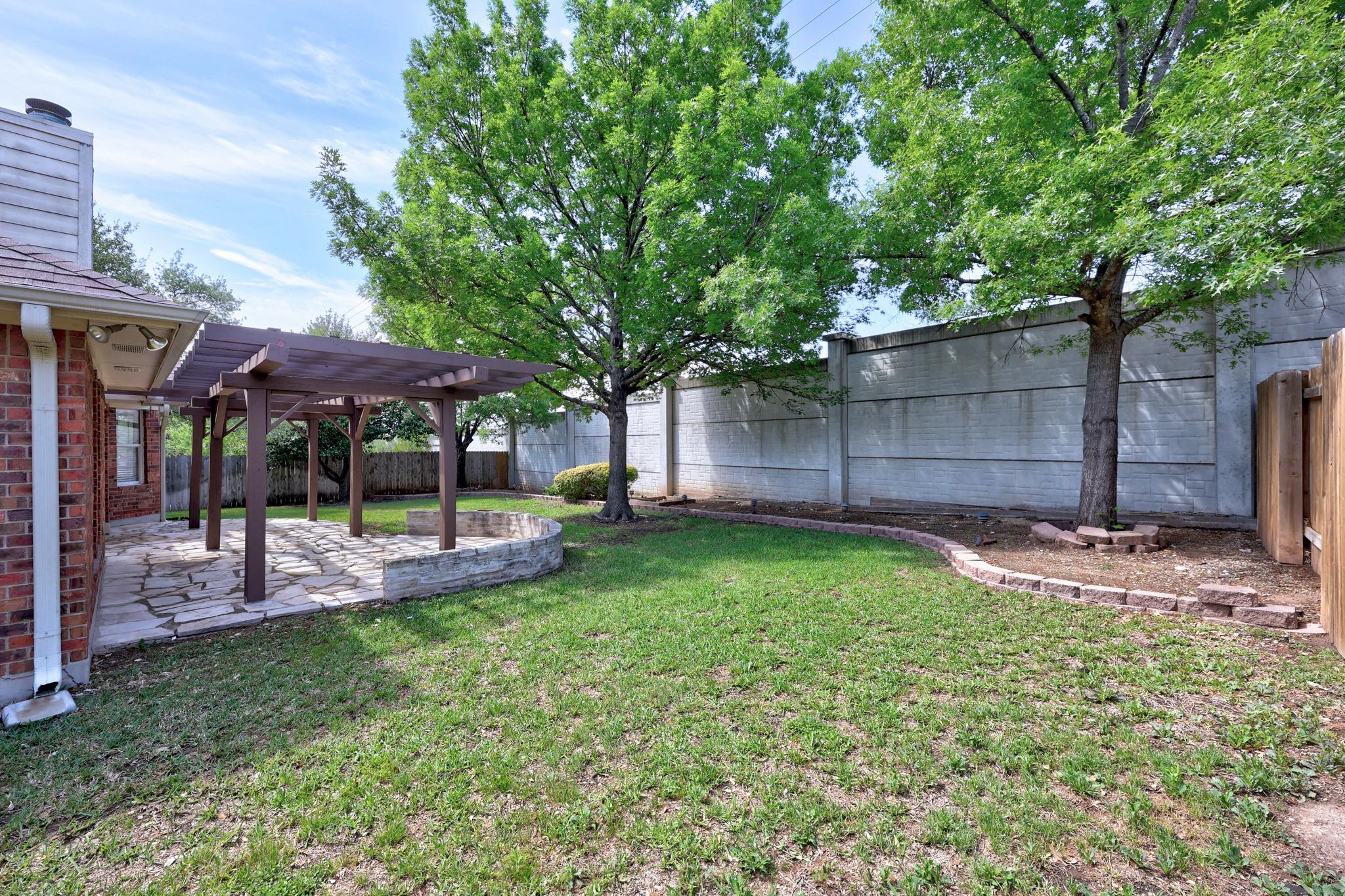 112 S Lynnwood Trl, Cedar Park, TX 78613