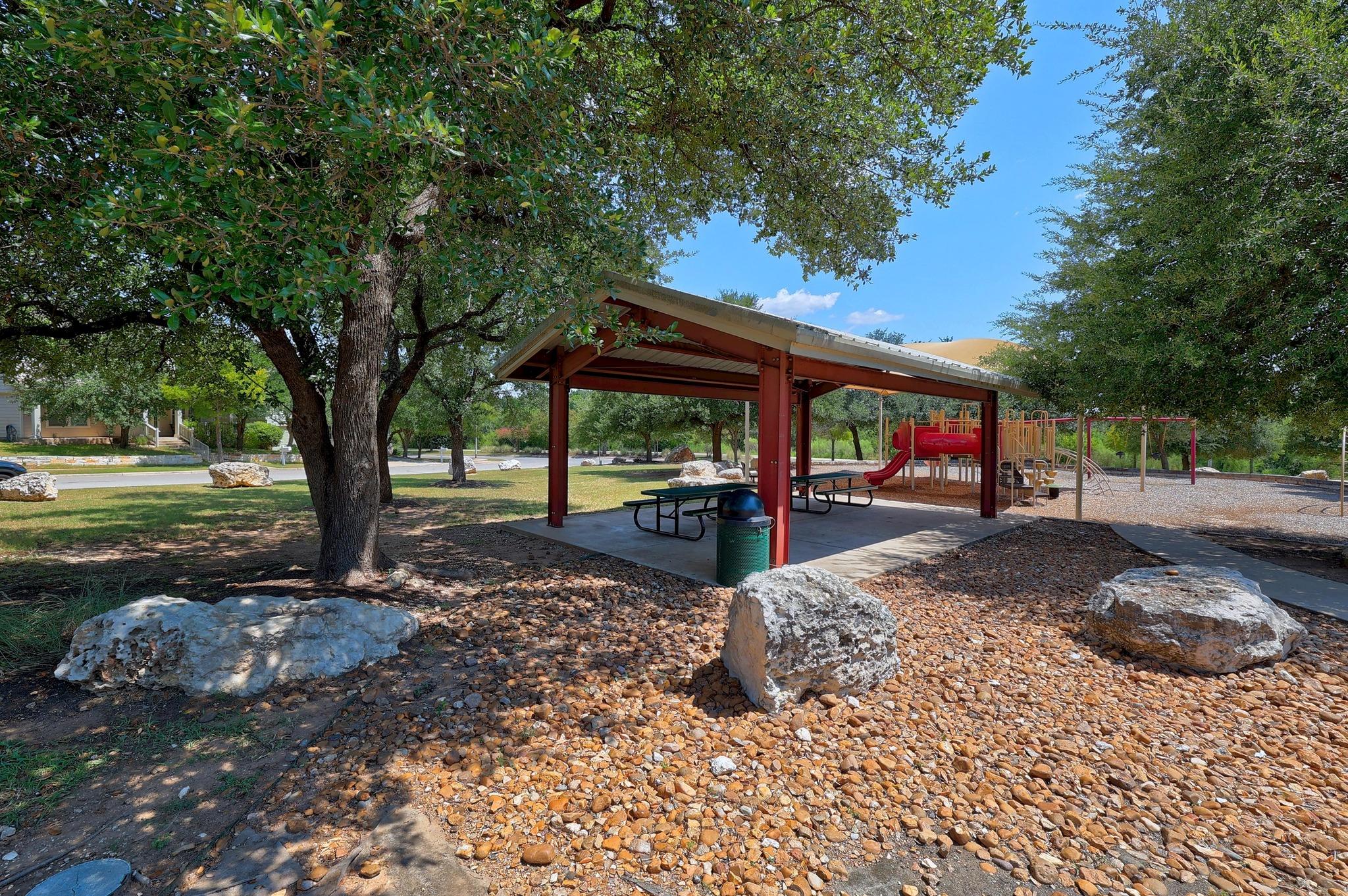 112 S Lynnwood Trl, Cedar Park, TX 78613