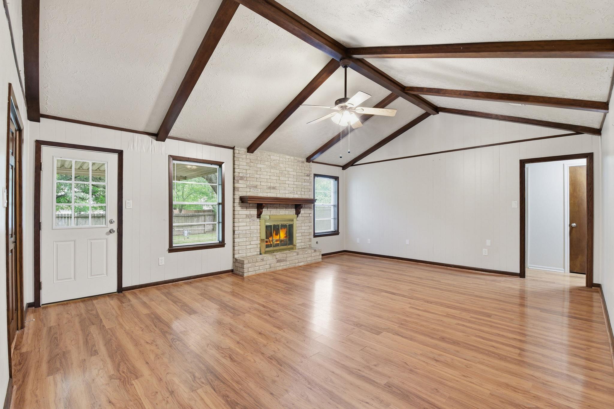 1500 Austin Ave, College Station, TX 77845