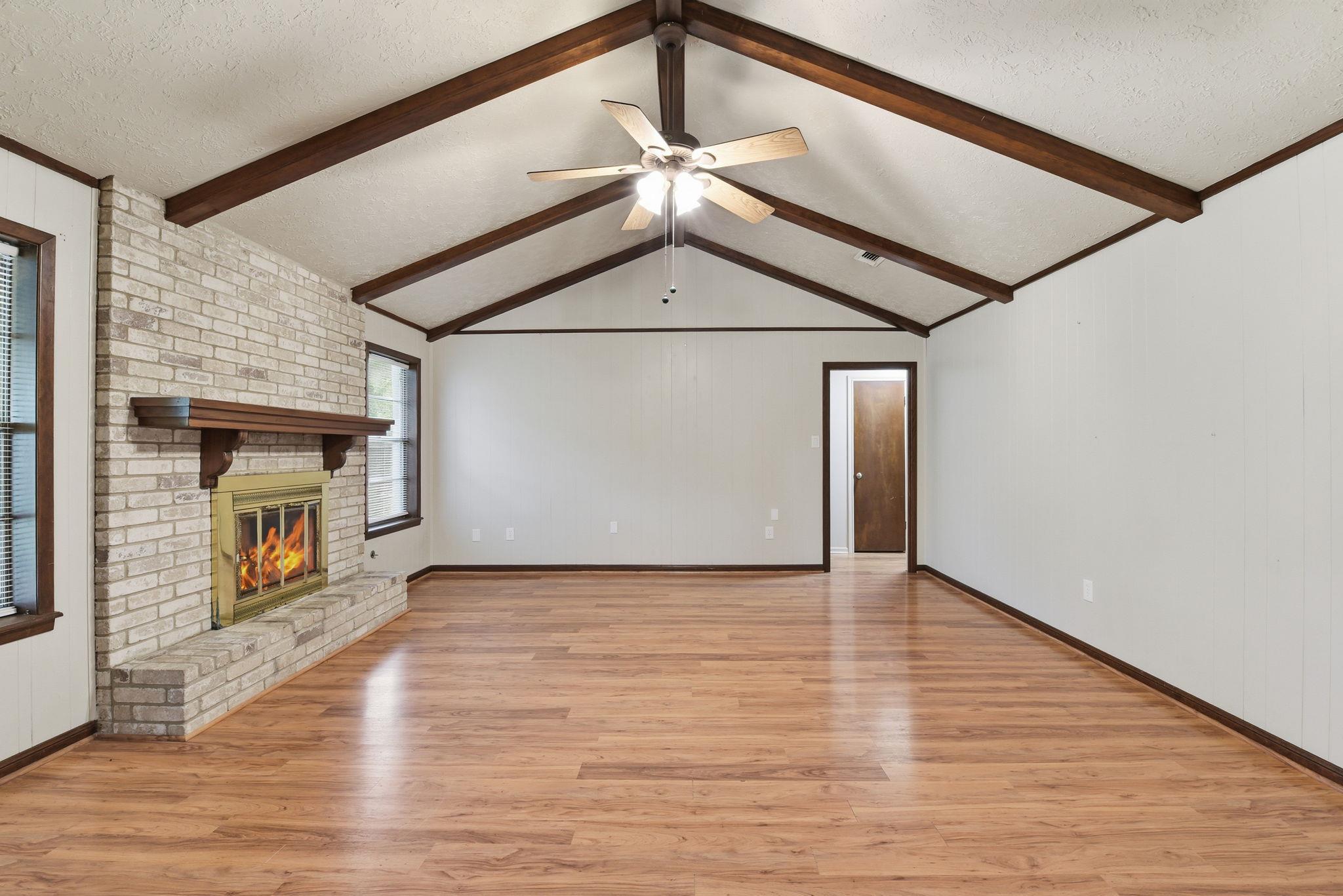 1500 Austin Ave, College Station, TX 77845