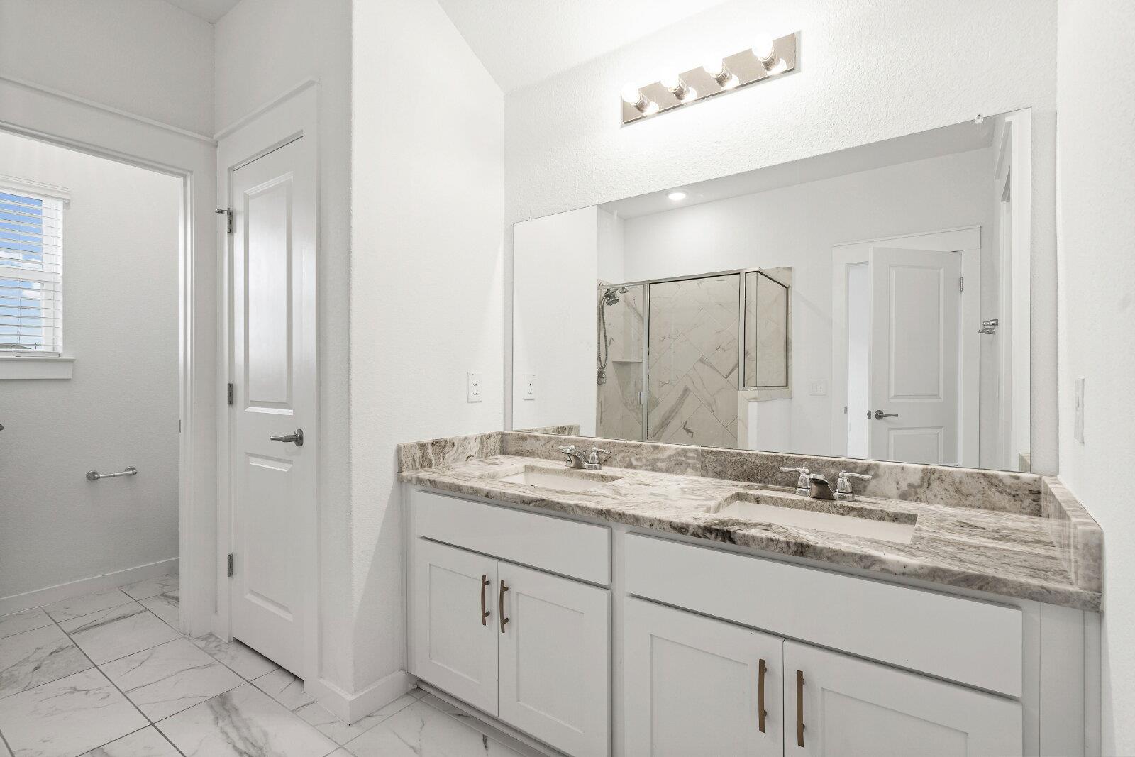 7200 Grenadine Bloom Bnd # B, Del Valle, TX 78617