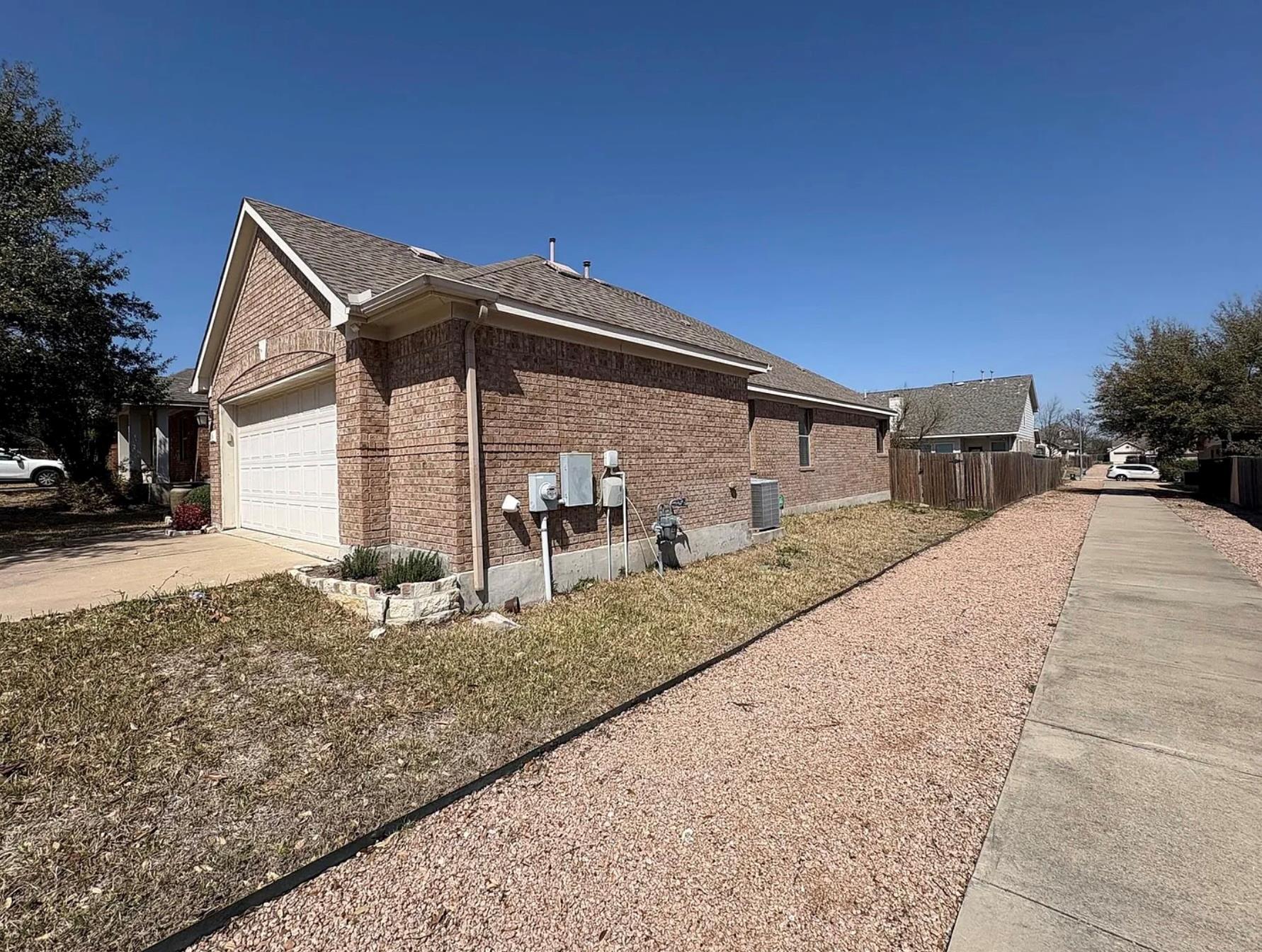 2316 Dovetail St, Pflugerville, TX 78660