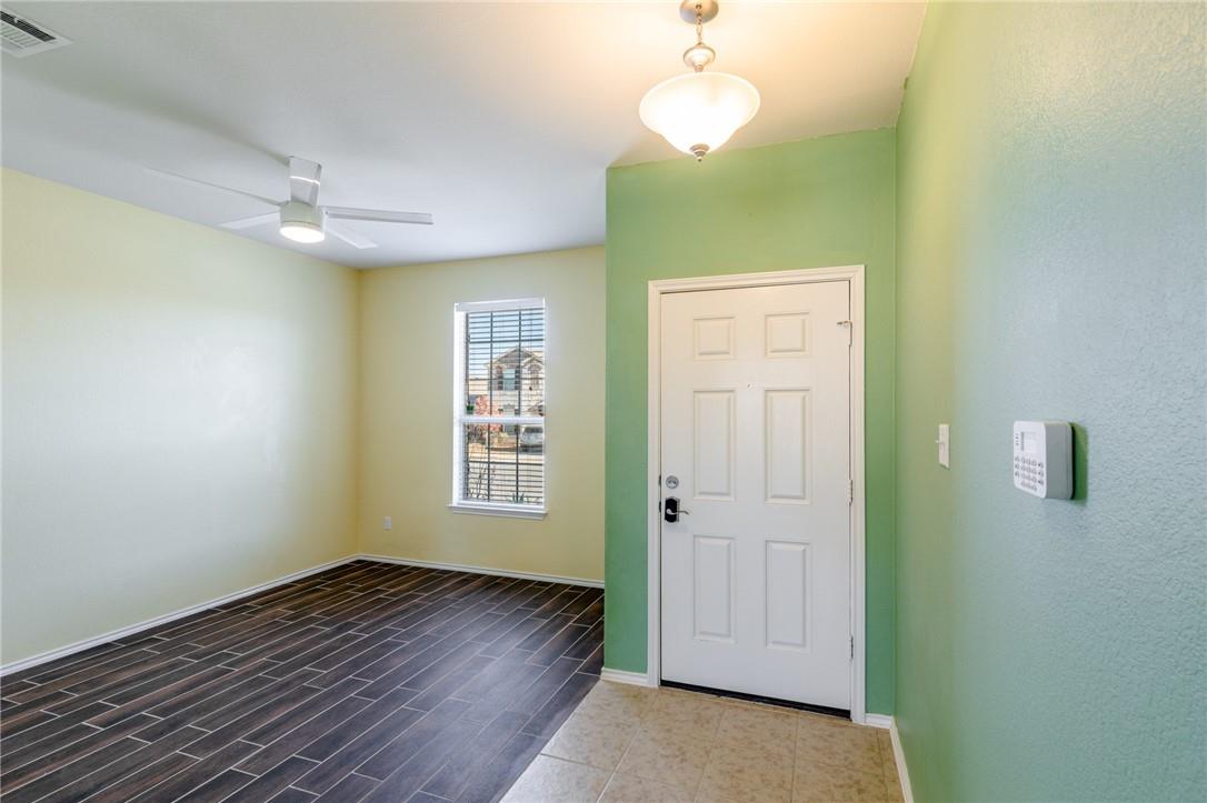 140 SUNDOWN Ave, Buda, TX 78610
