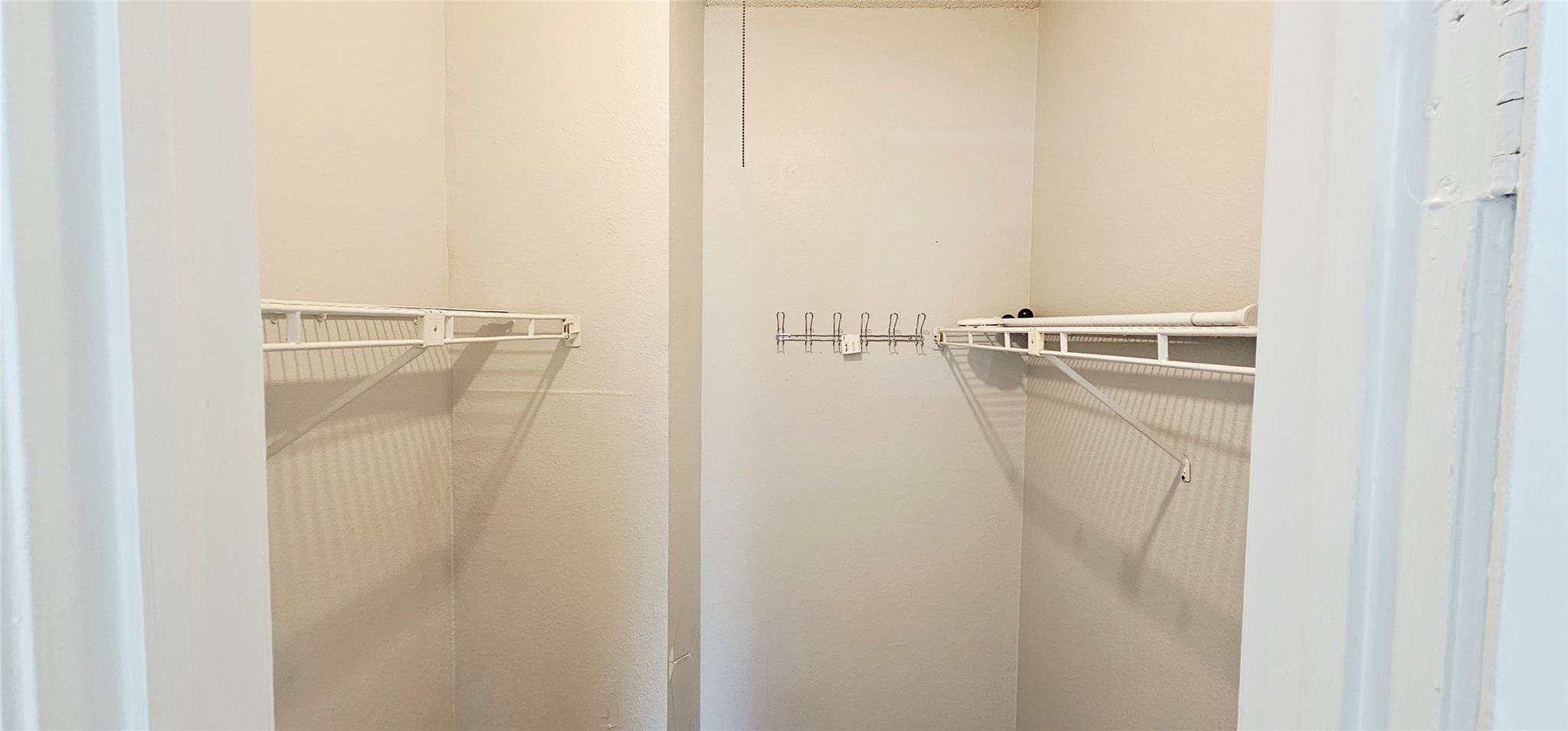 12166 Metric Blvd # 2006, Austin, TX 78758