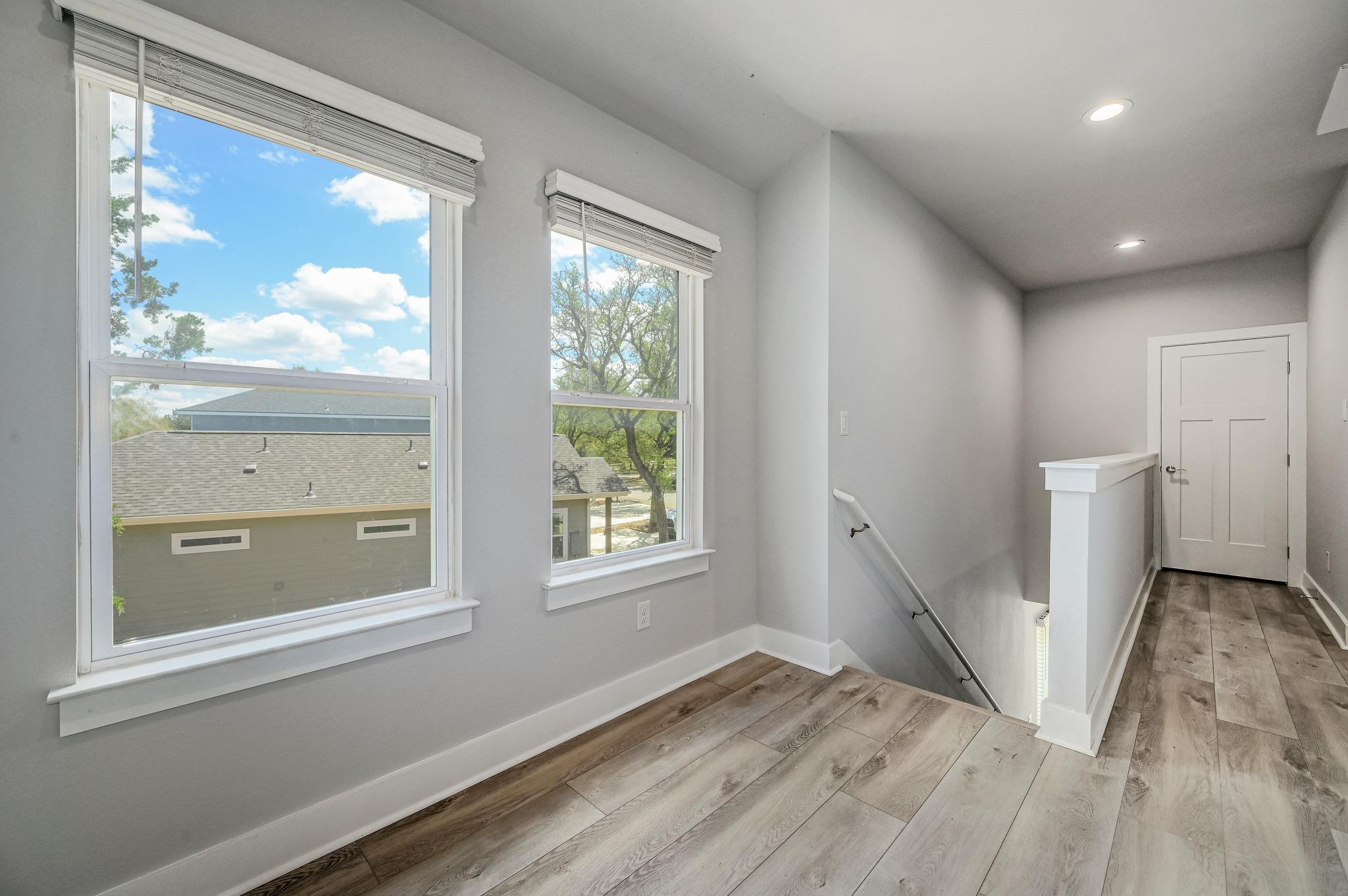 340 Shady Bluff Dr, Wimberley, TX 78676