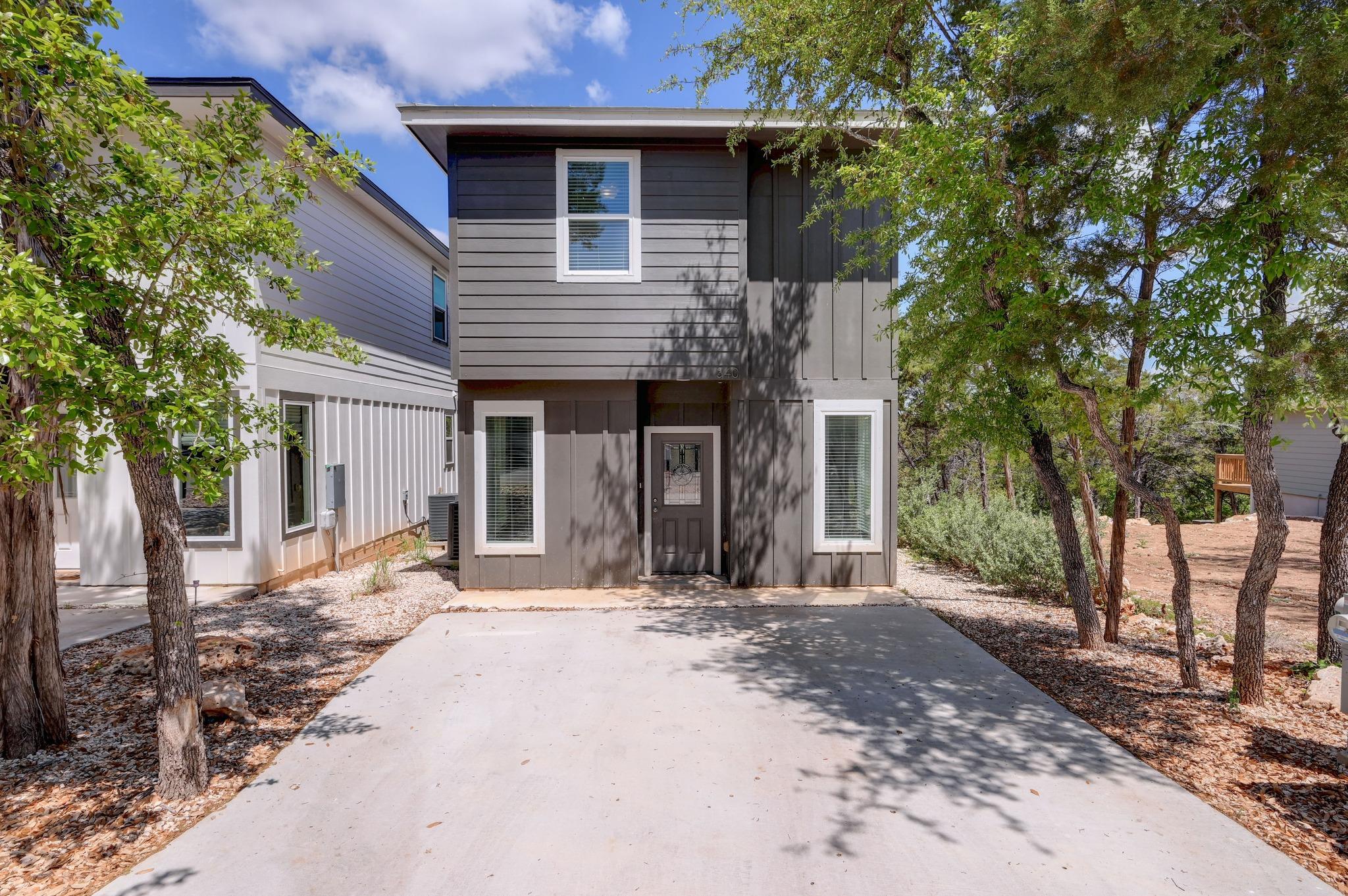 340 Shady Bluff Dr, Wimberley, TX 78676
