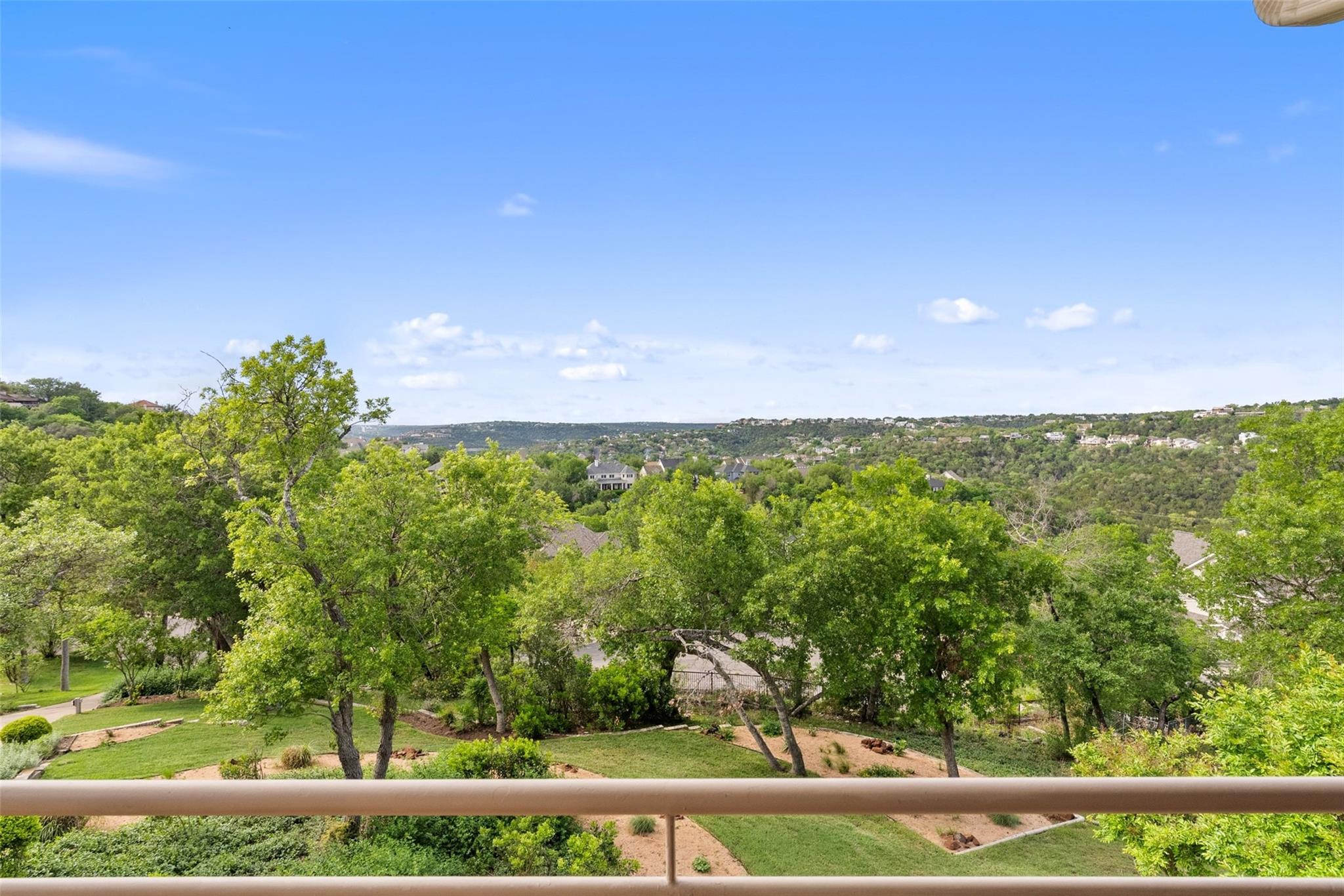 6309 Northgrove Rd, Austin, TX 78731