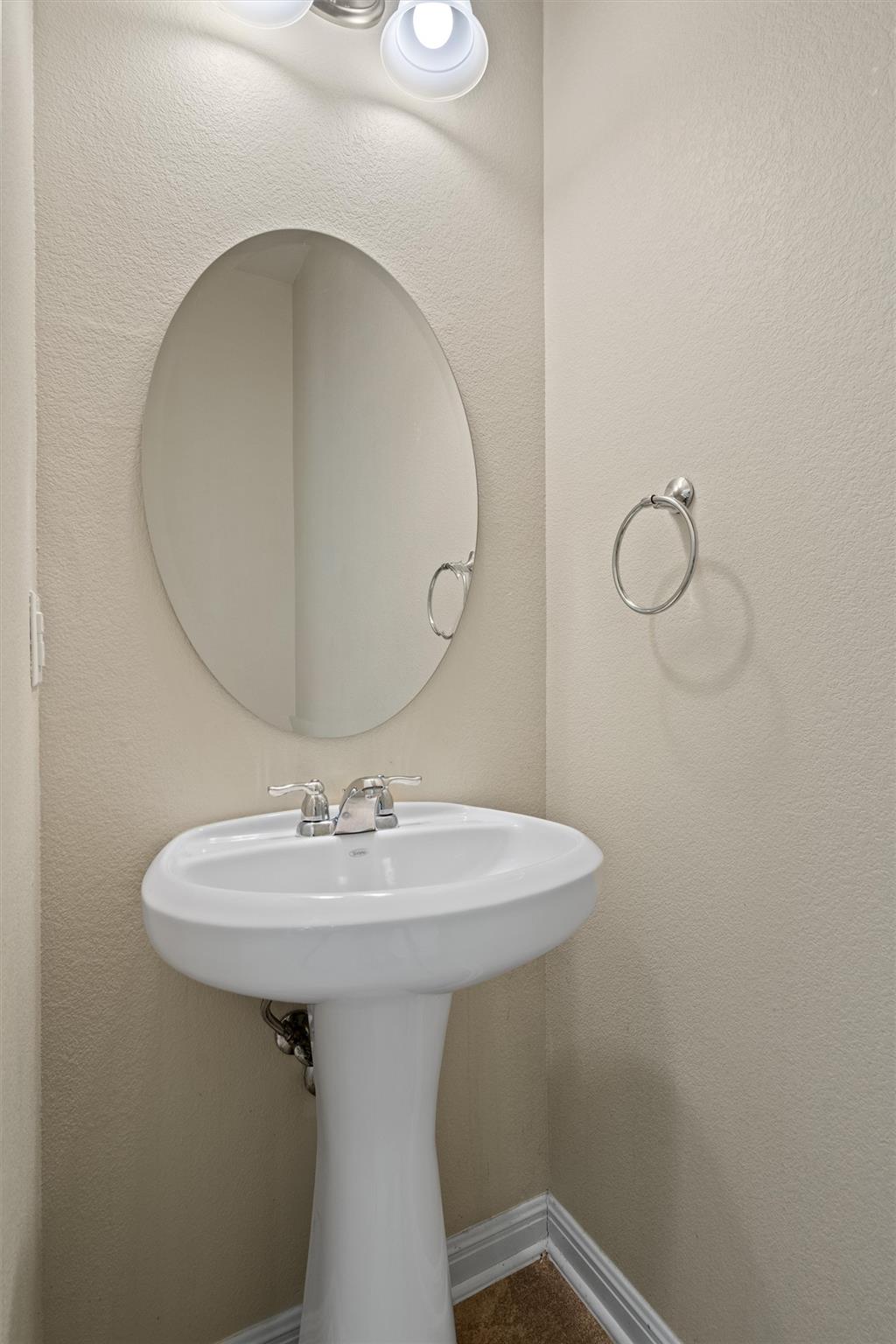 423 Wetzel, Kyle, TX 78640