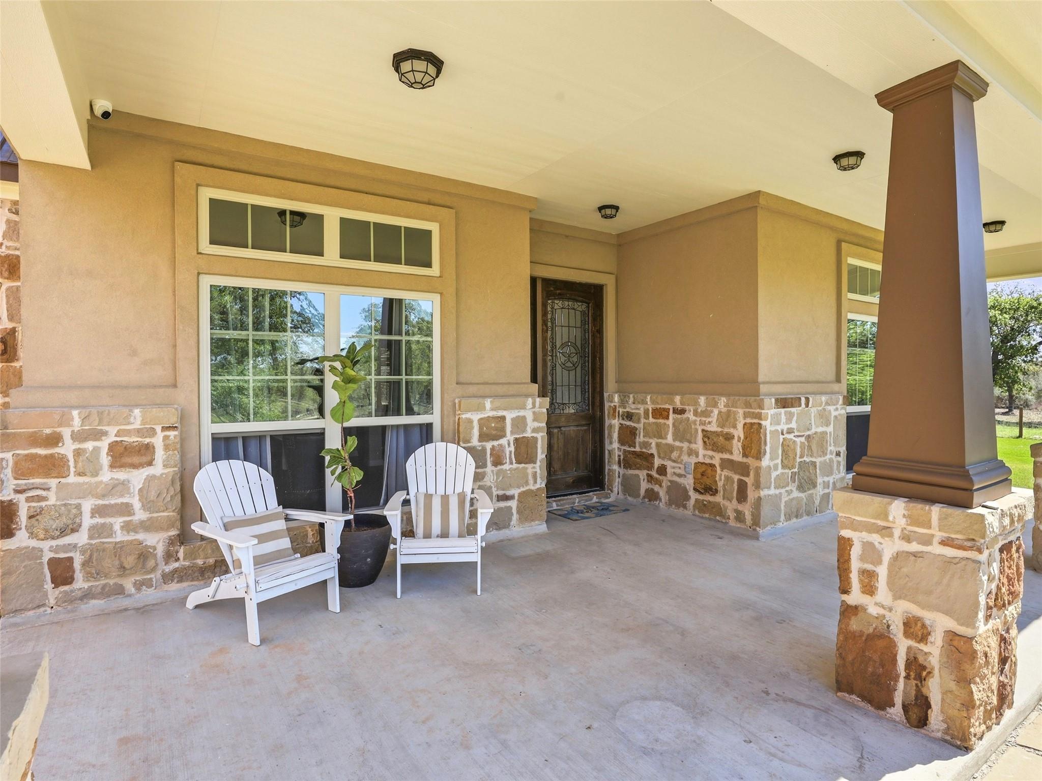 1211 Copperhead Rd, Seguin, TX 78155