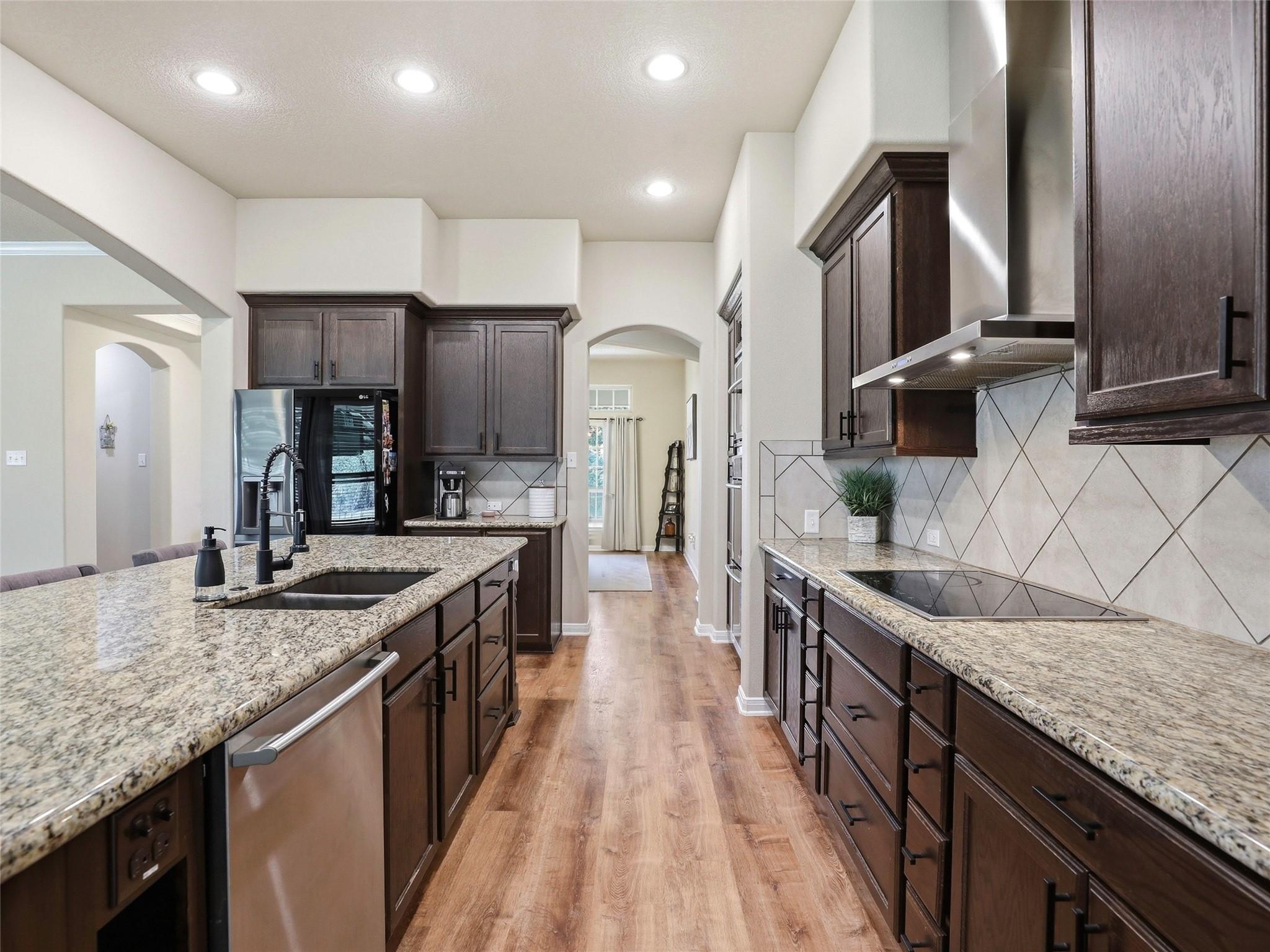 1211 Copperhead Rd, Seguin, TX 78155