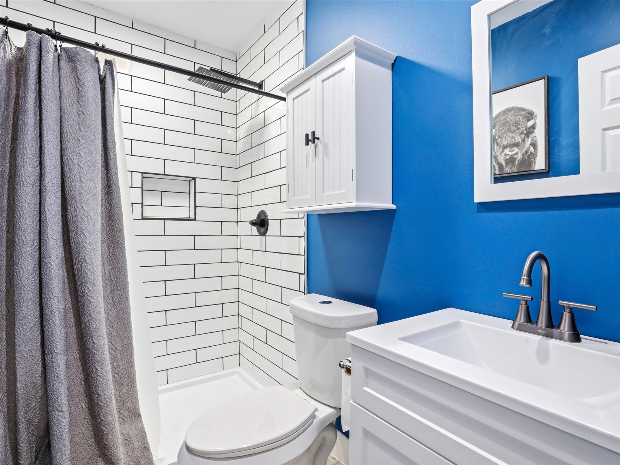 1211 Copperhead Rd, Seguin, TX 78155