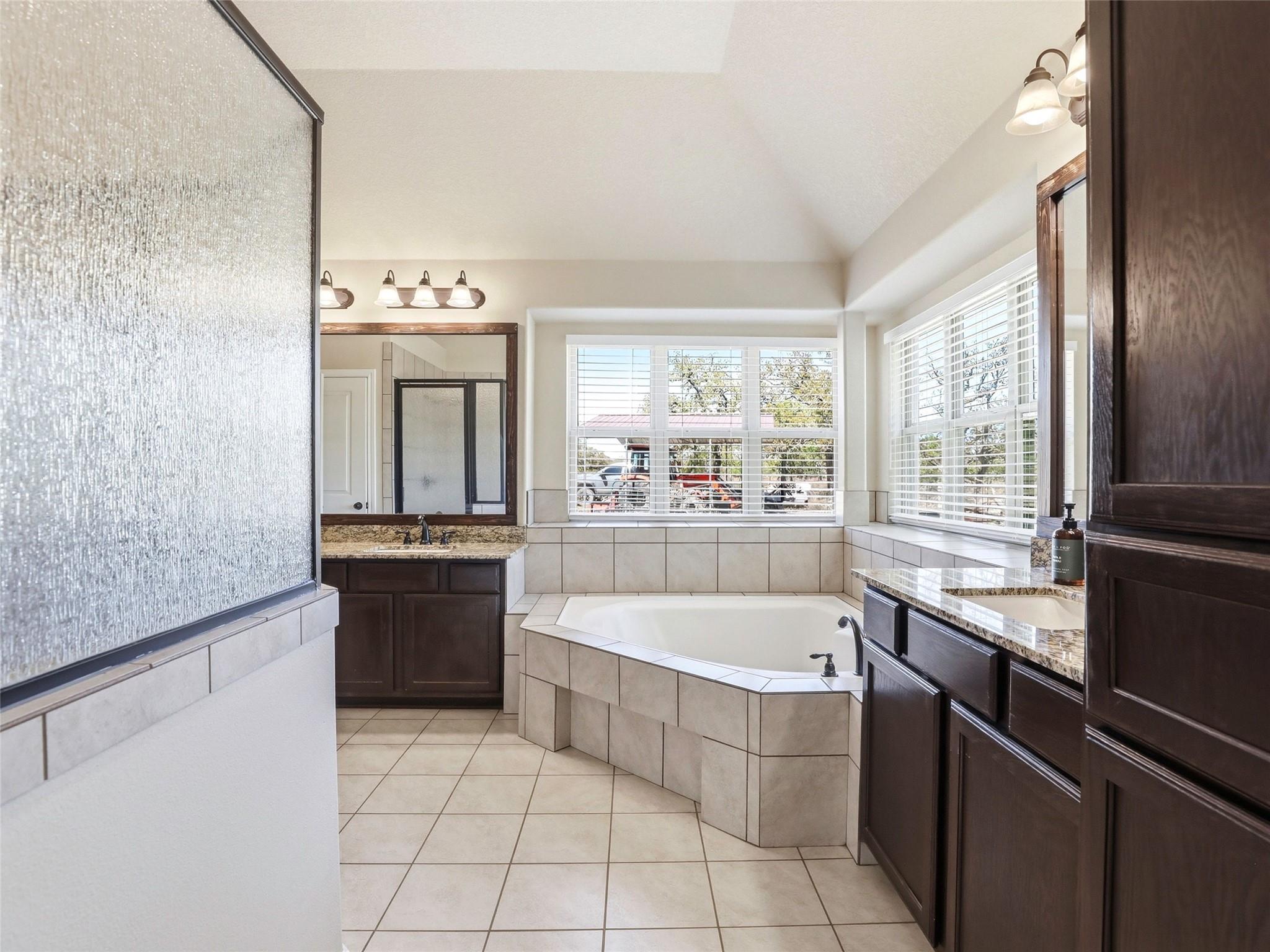 1211 Copperhead Rd, Seguin, TX 78155