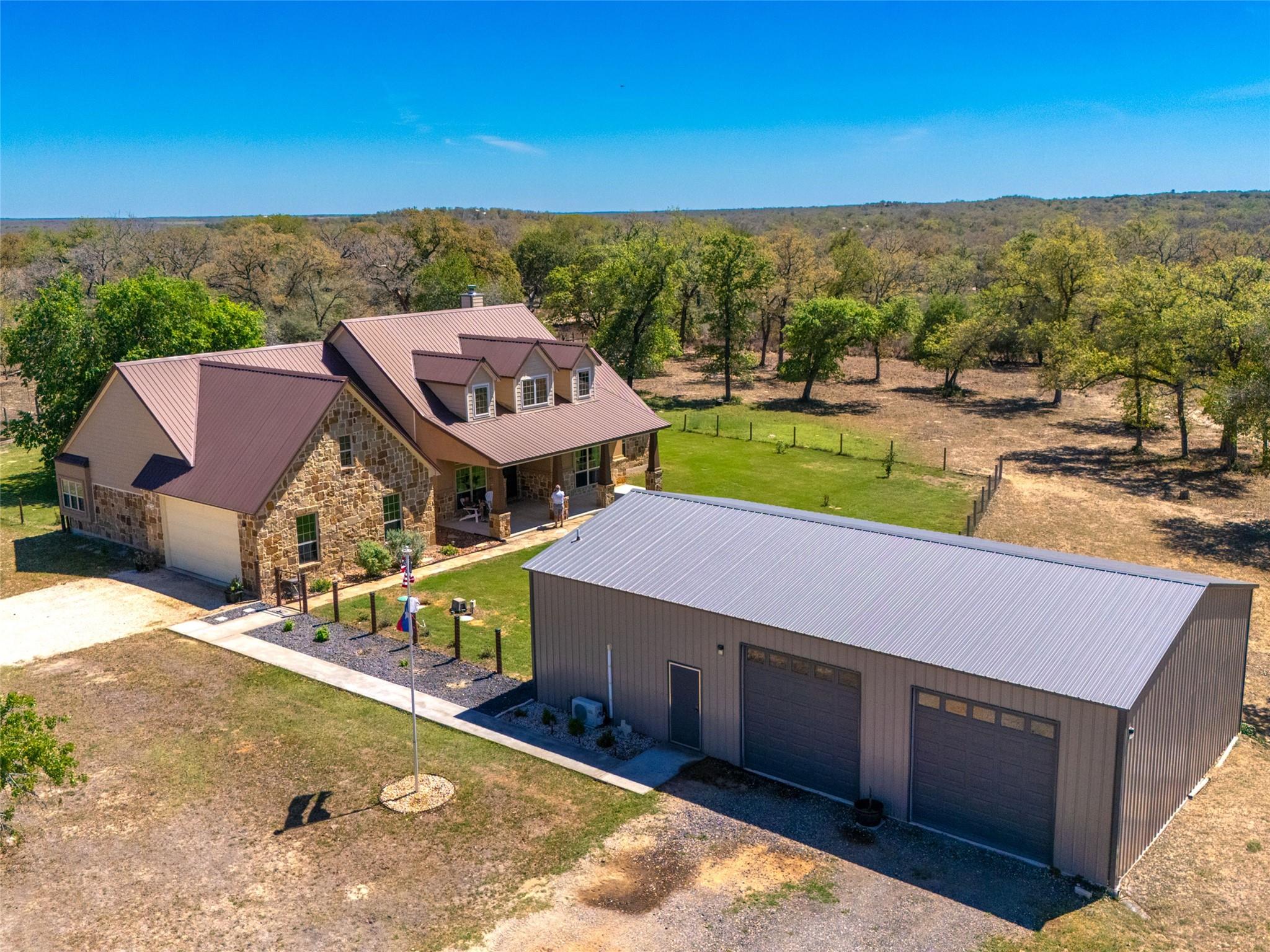 1211 Copperhead Rd, Seguin, TX 78155