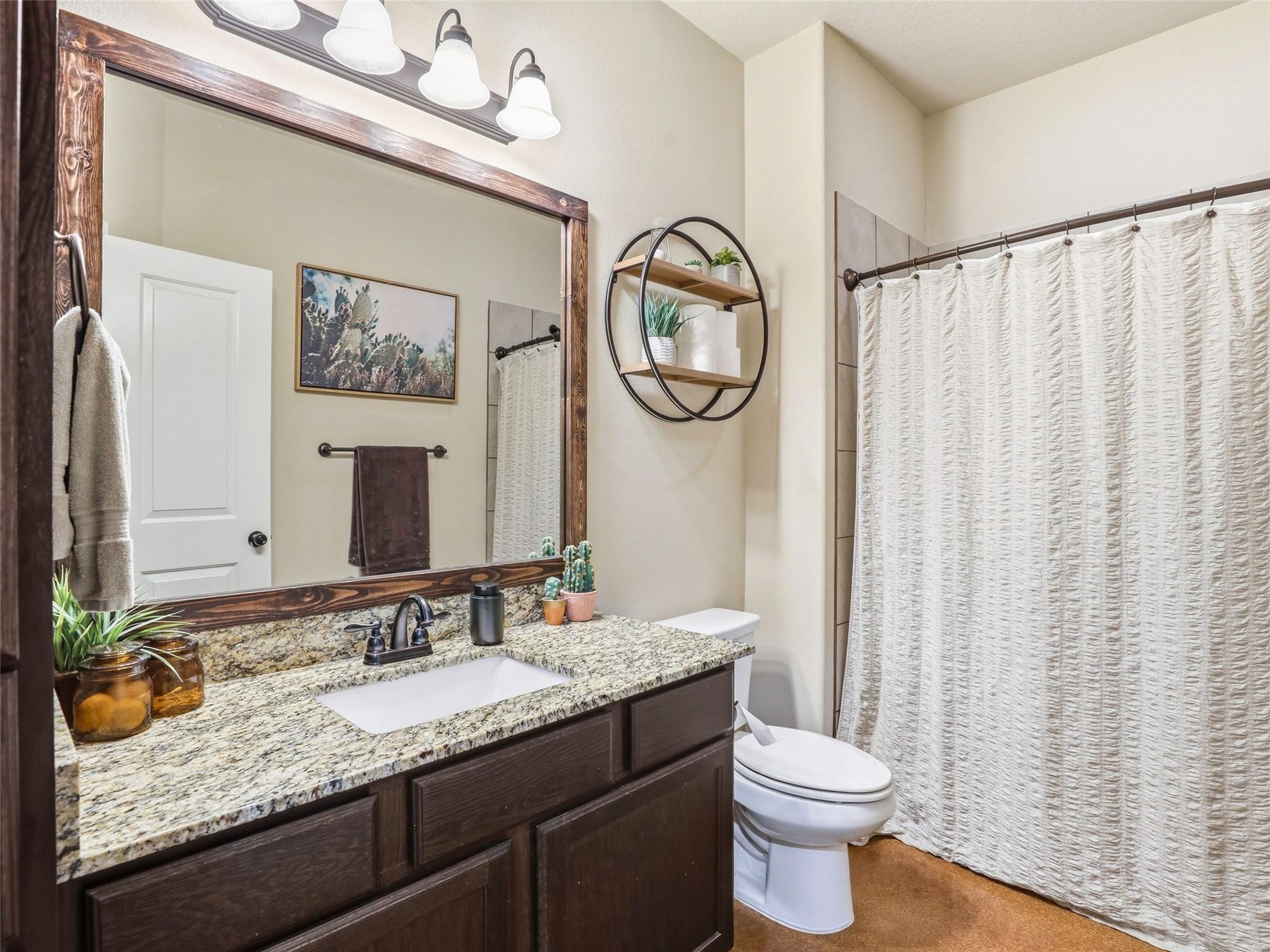 1211 Copperhead Rd, Seguin, TX 78155