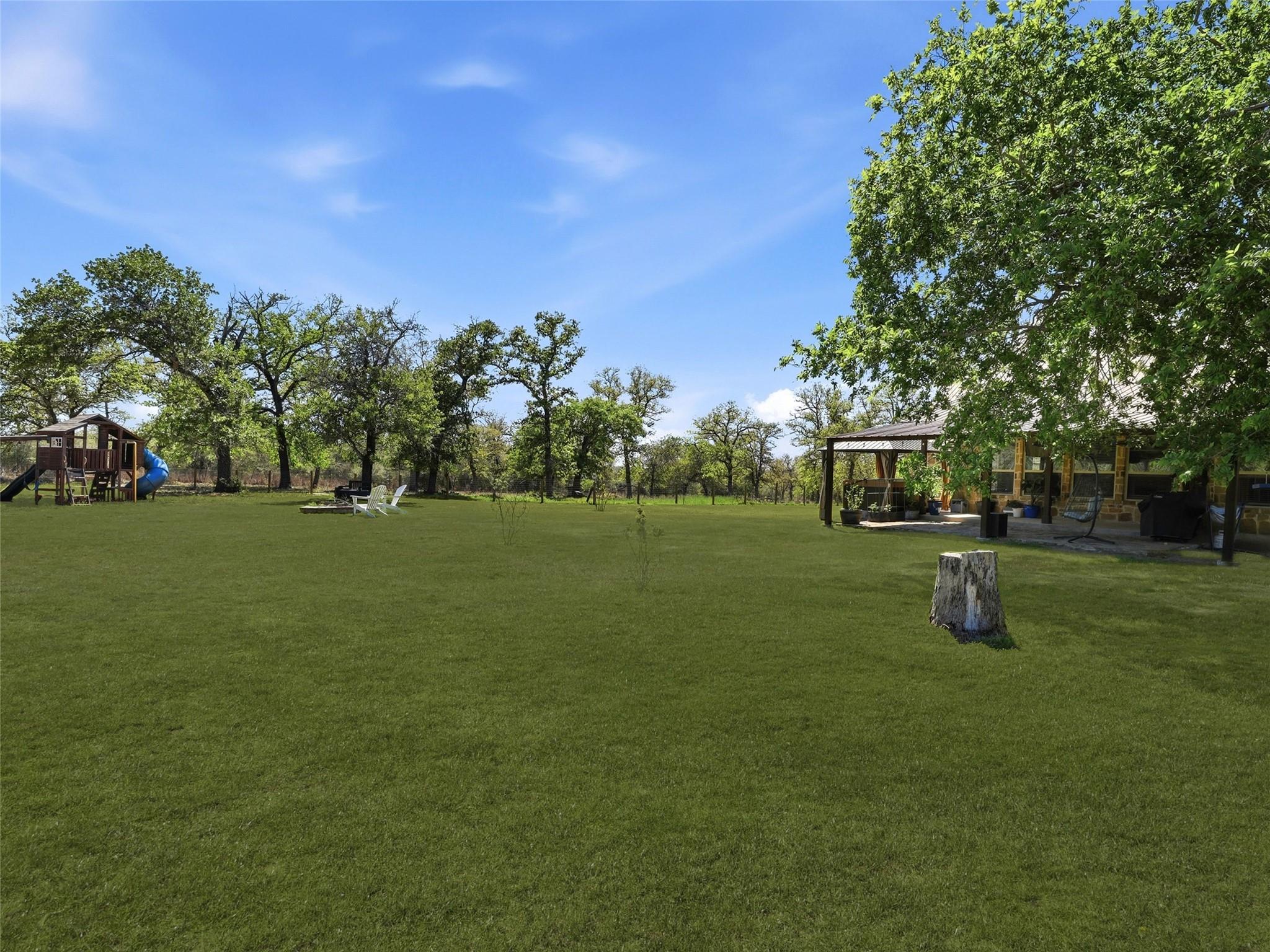 1211 Copperhead Rd, Seguin, TX 78155