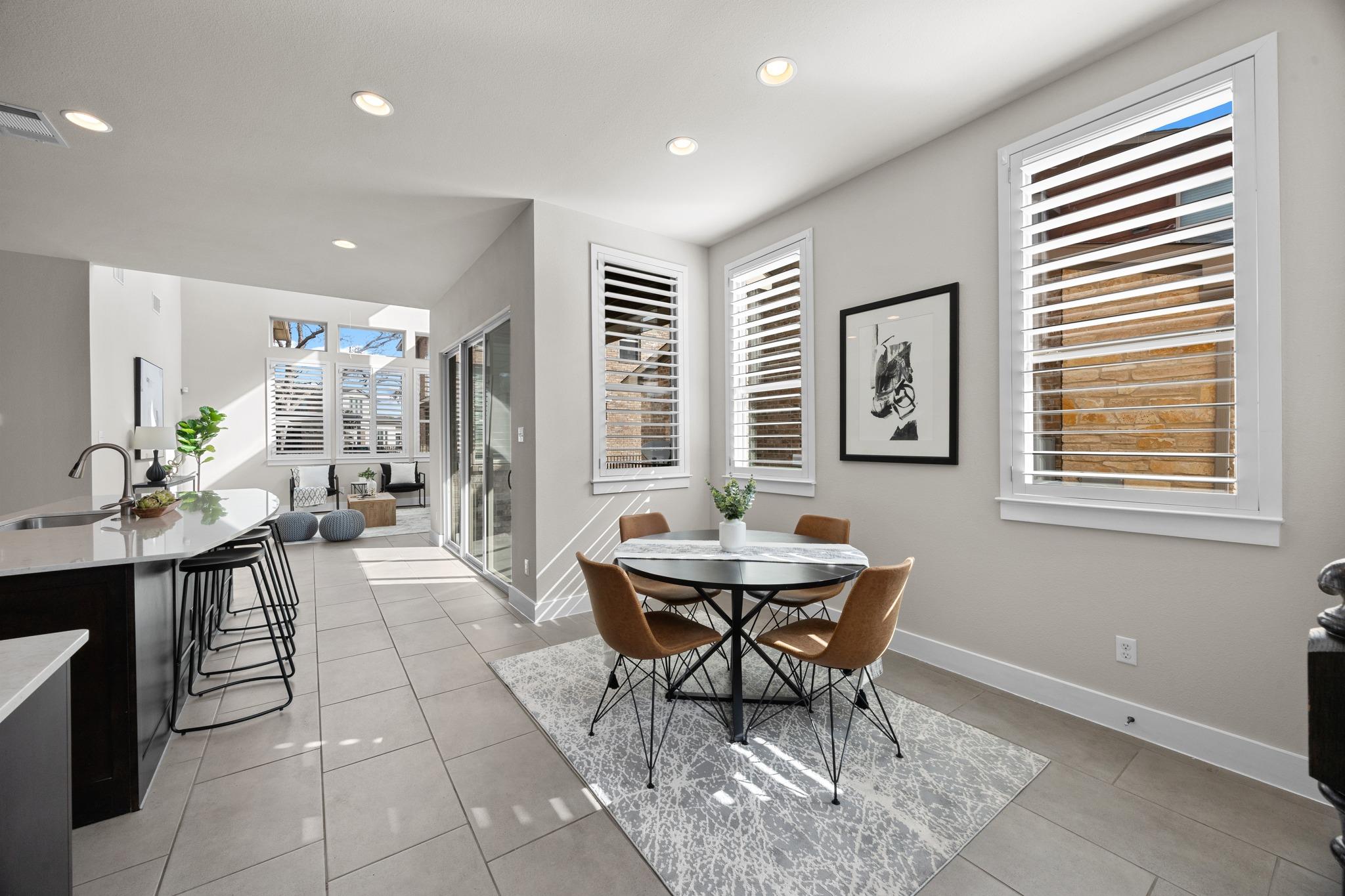 1004 Sue Ann Rose Dr, Austin, TX 78717