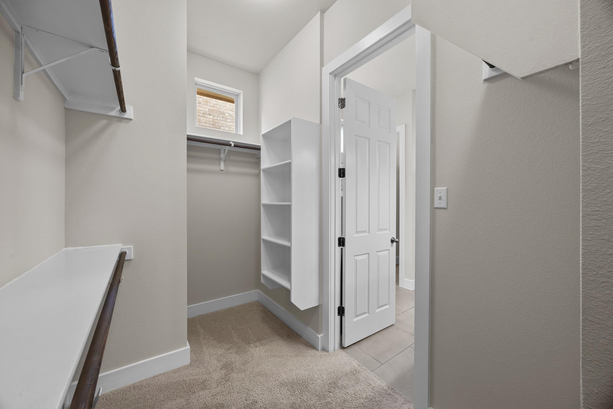 1004 Sue Ann Rose Dr, Austin, TX 78717