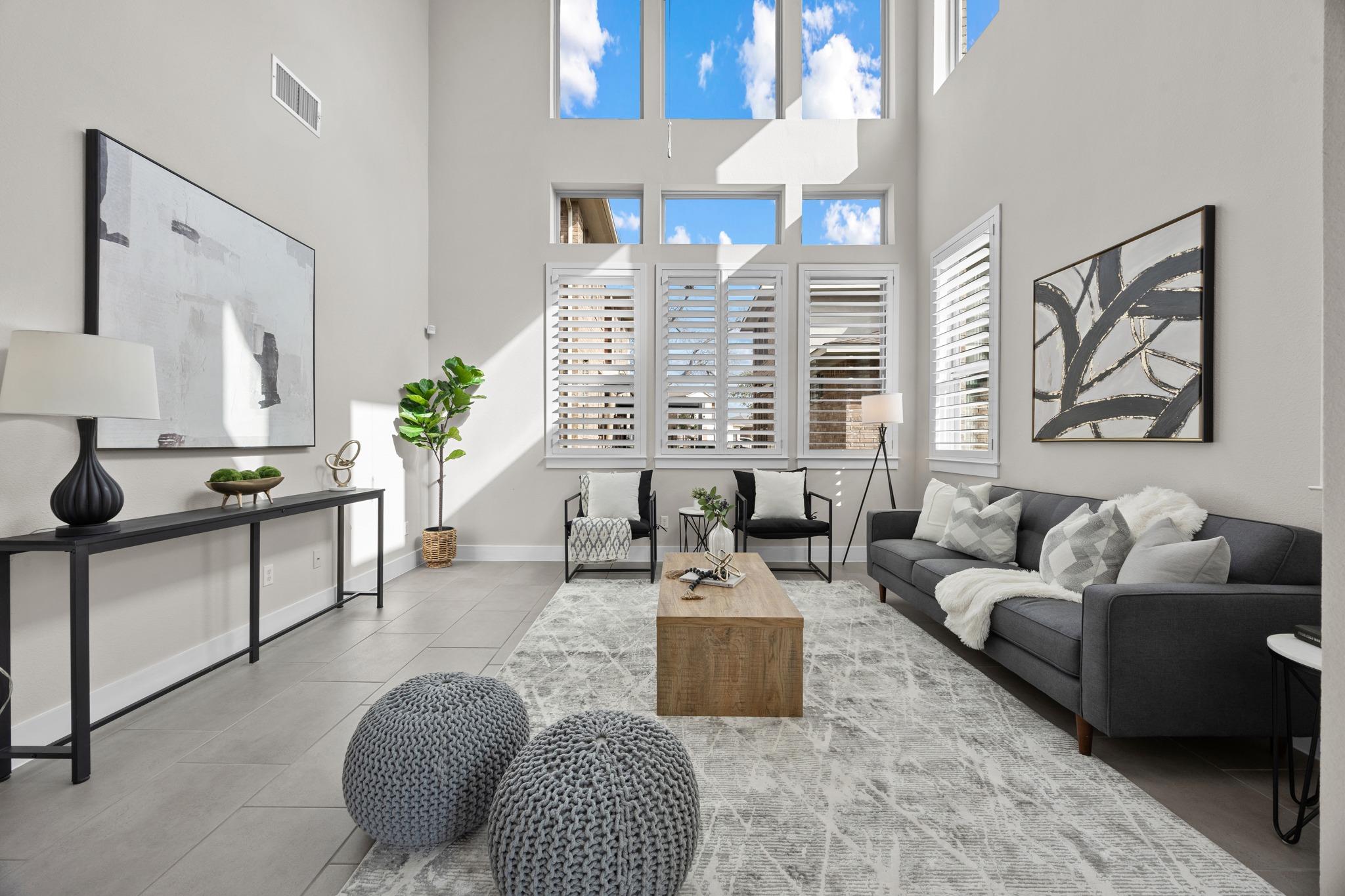 1004 Sue Ann Rose Dr, Austin, TX 78717