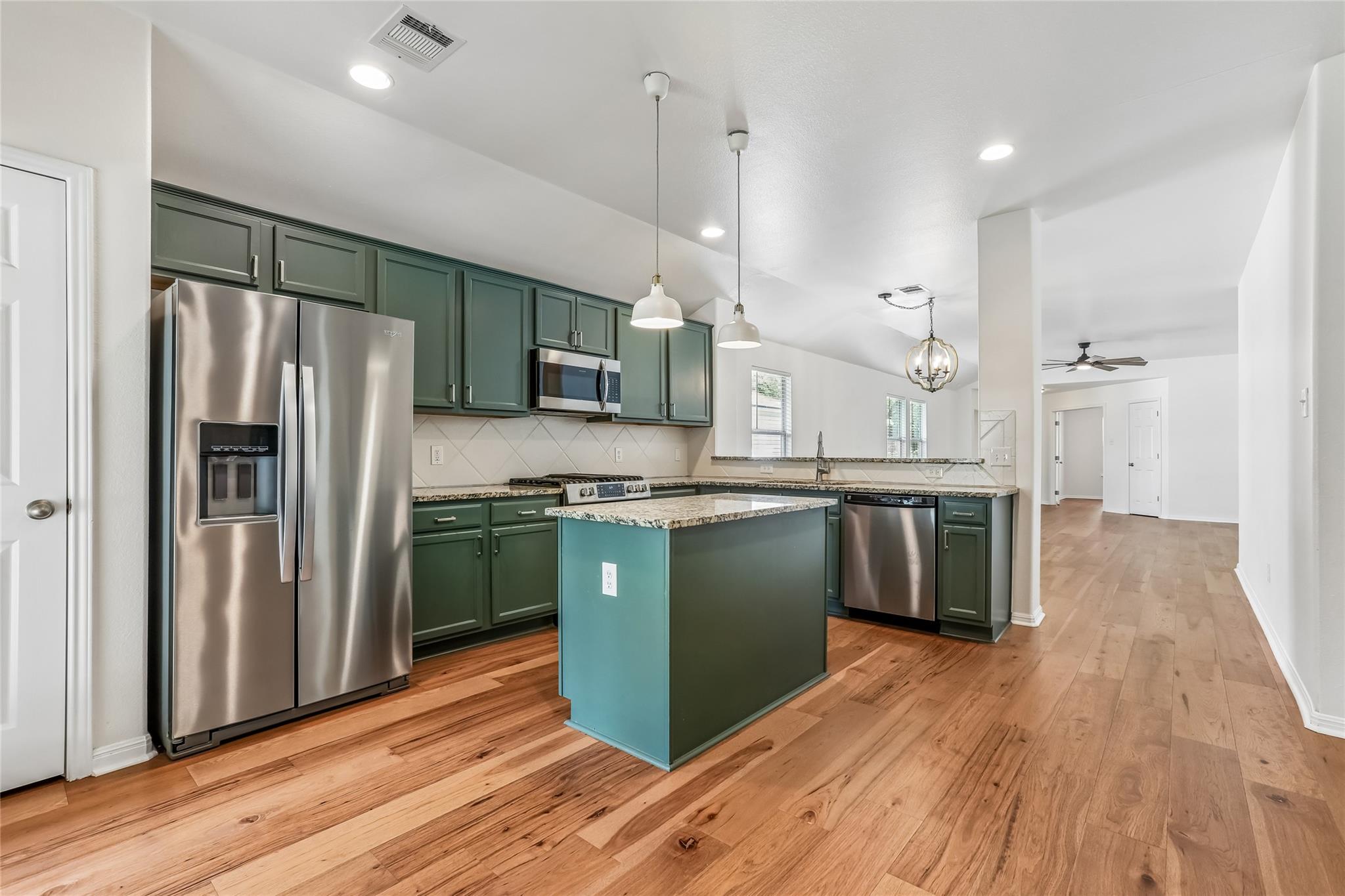 2060 Constellation Dr, Buda, TX 78610