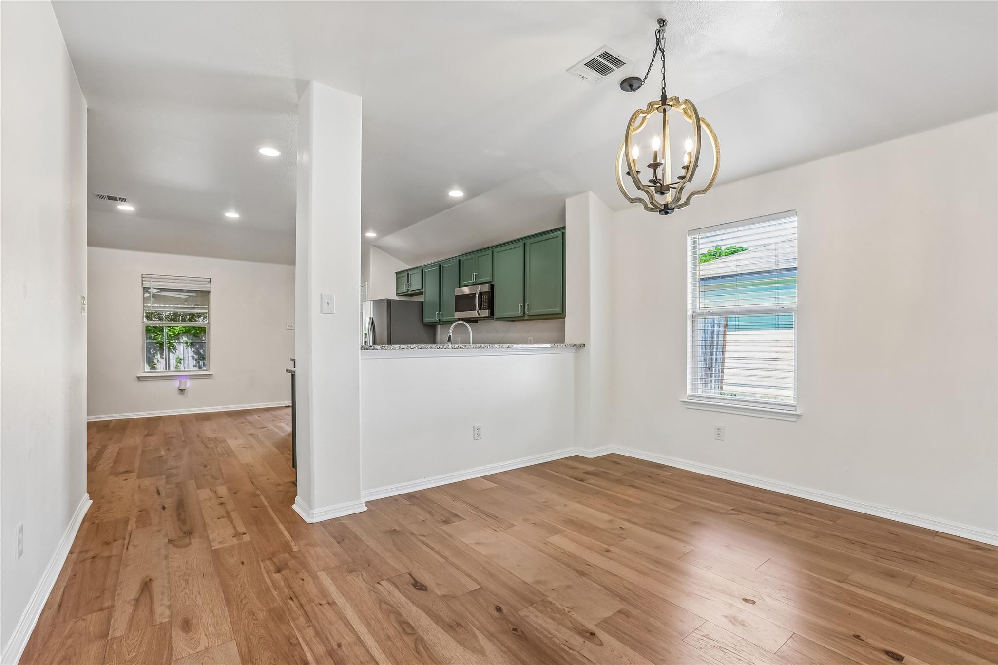 2060 Constellation Dr, Buda, TX 78610