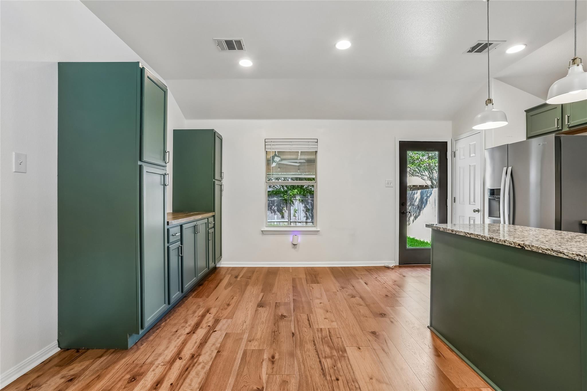 2060 Constellation Dr, Buda, TX 78610